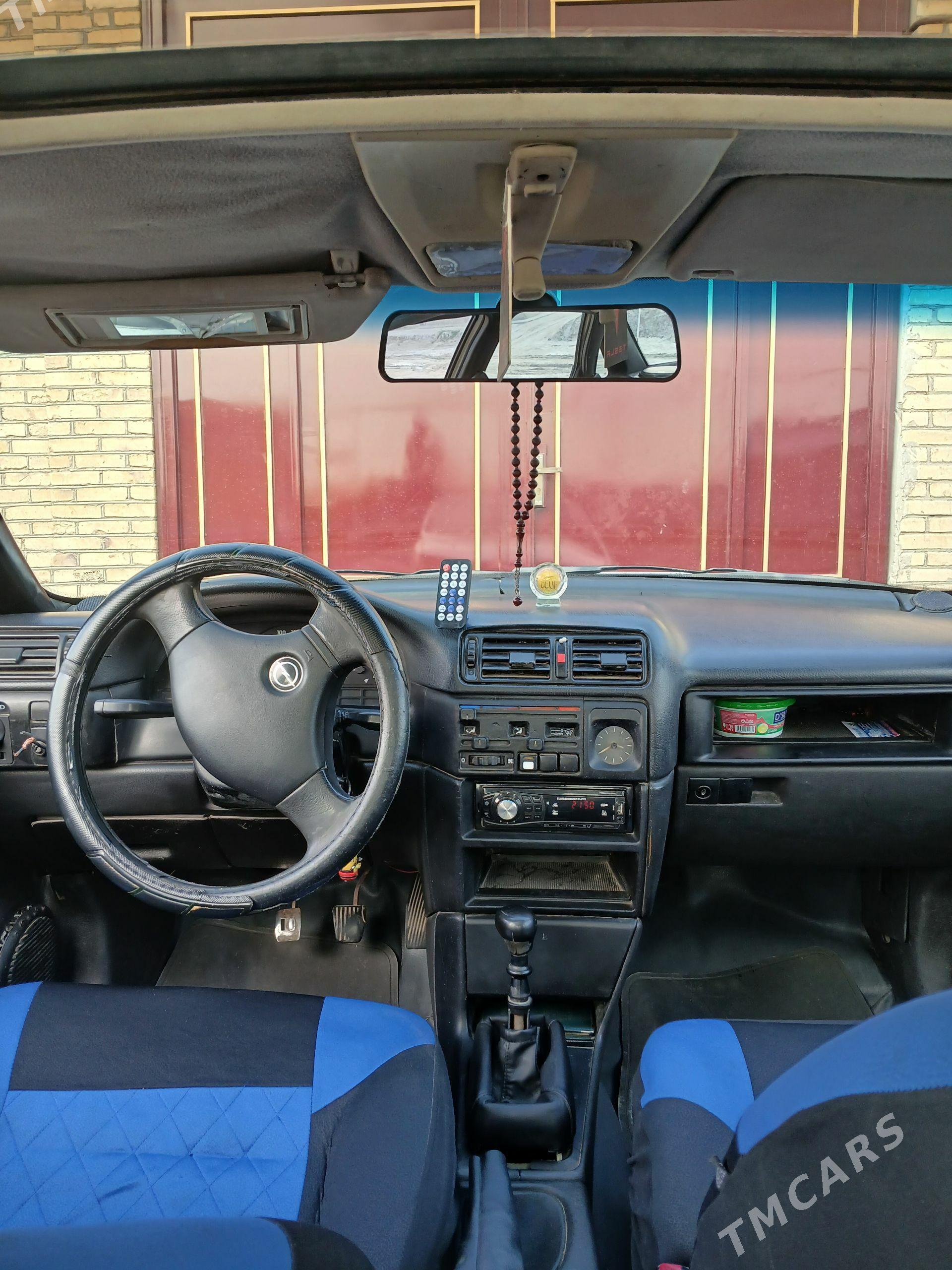 Opel Vectra 1991 - 20 000 TMT - Farap - img 1