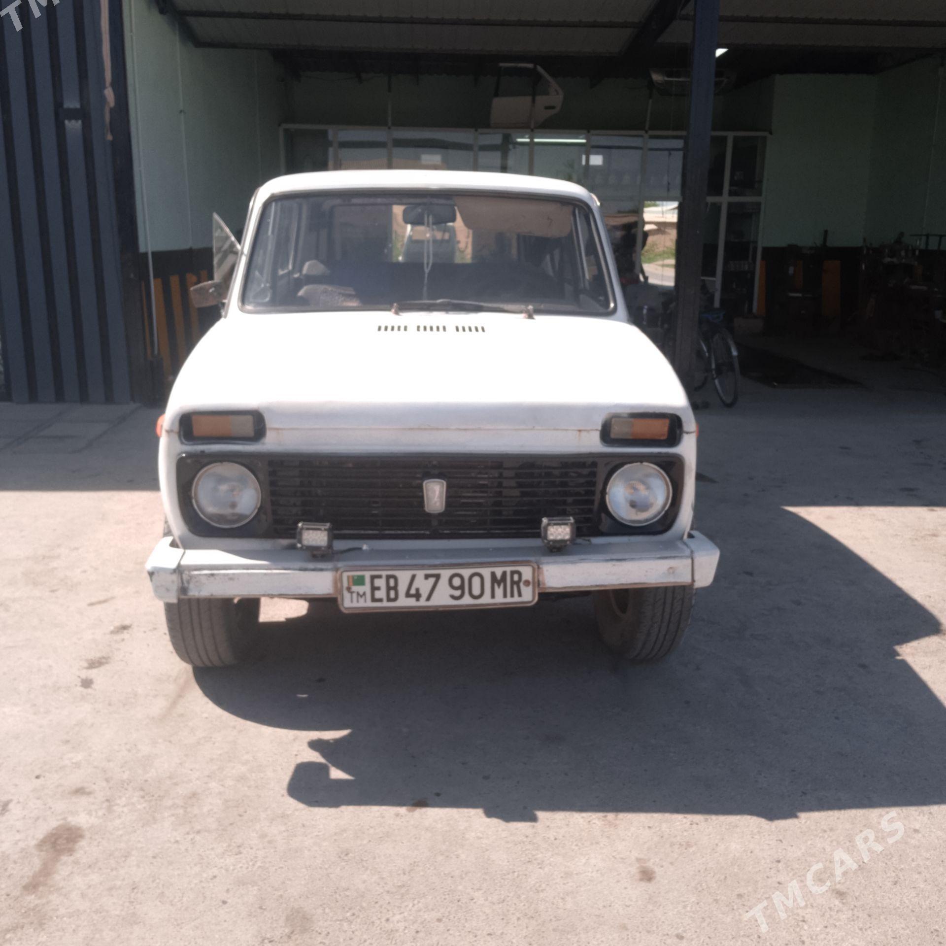 Lada Niva 1998 - 18 000 TMT - Мургап - img 1