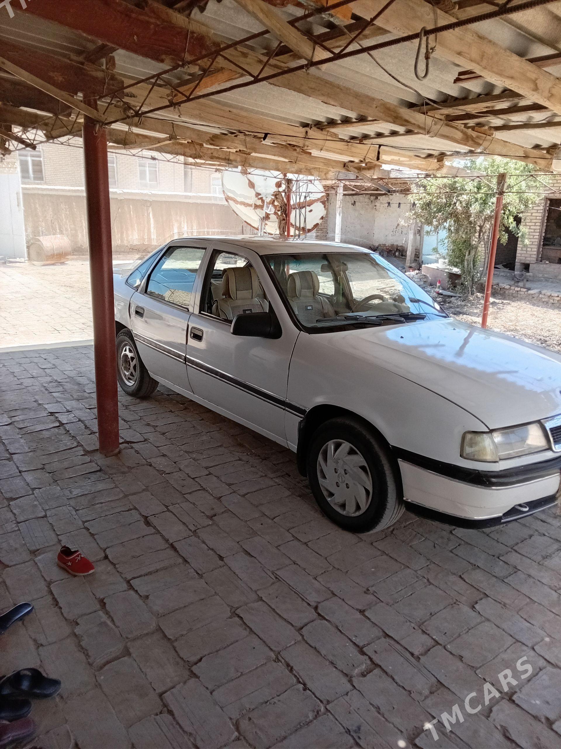 Opel Vectra 1992 - 30 000 TMT - Baýramaly - img 1
