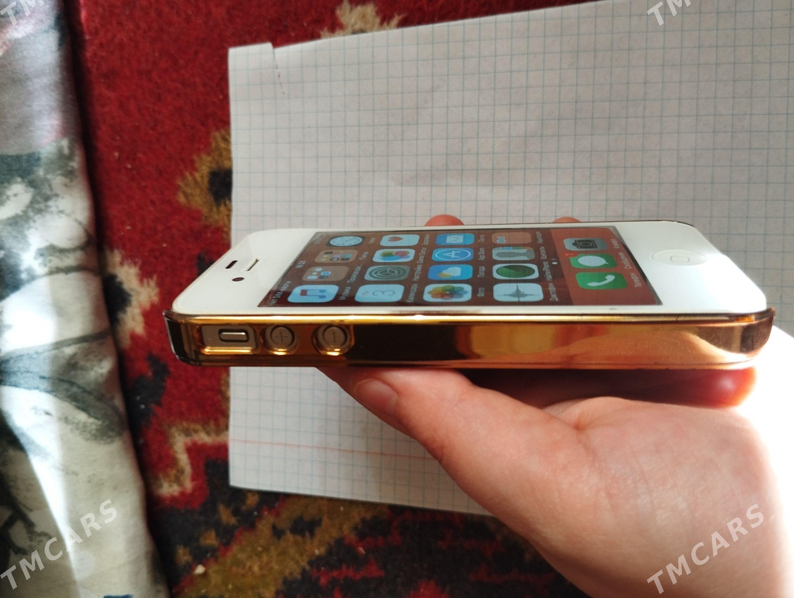 iphone 4 - Çärjew - img 1