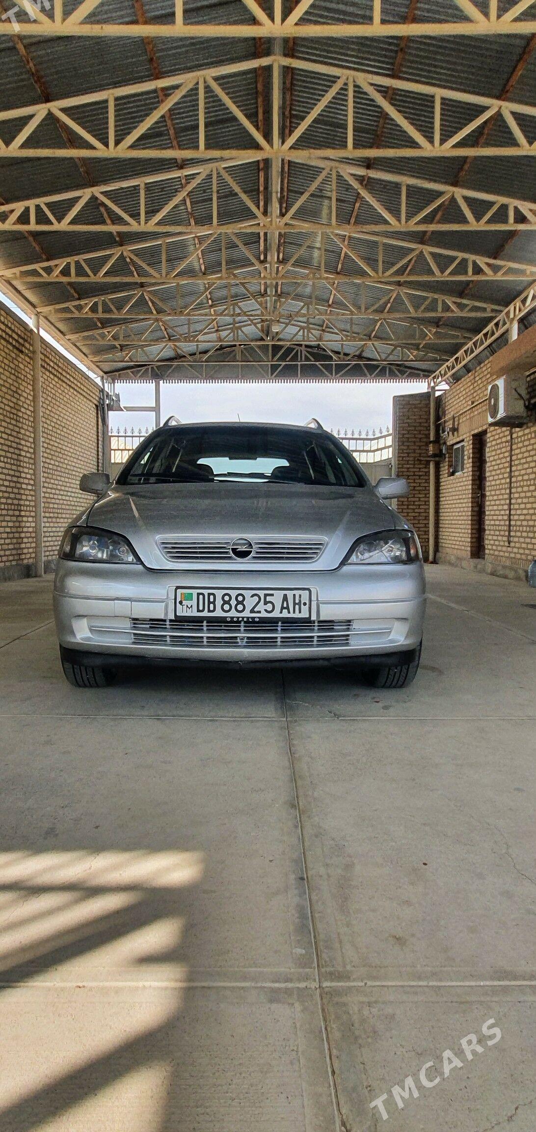 Opel Astra 2000 - 79 000 TMT - Bäherden - img 1
