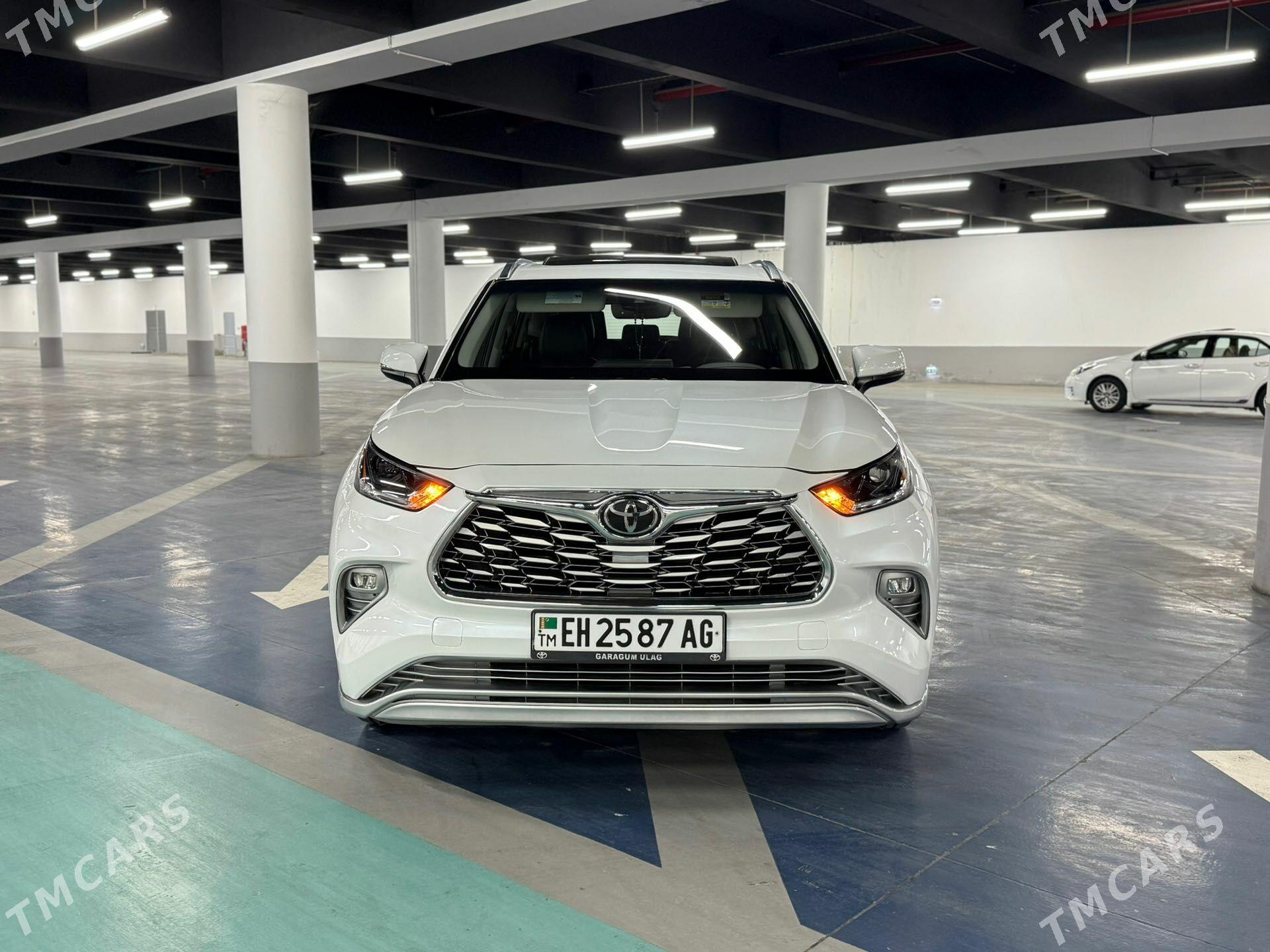 Toyota Highlander 2021 - 520 000 TMT - Aşgabat - img 1