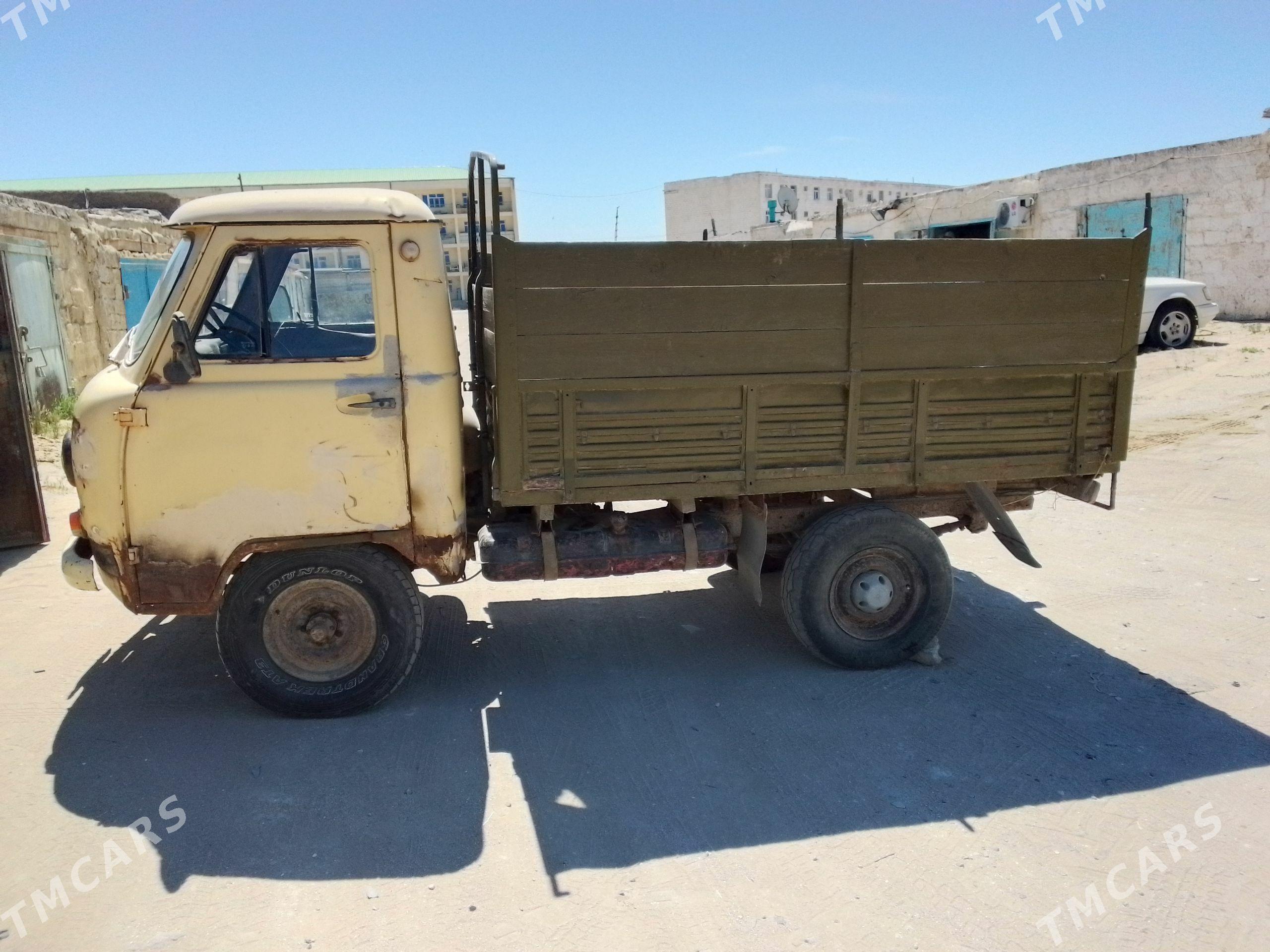 UAZ 452 1998 - 24 000 TMT - Карабогаз - img 1