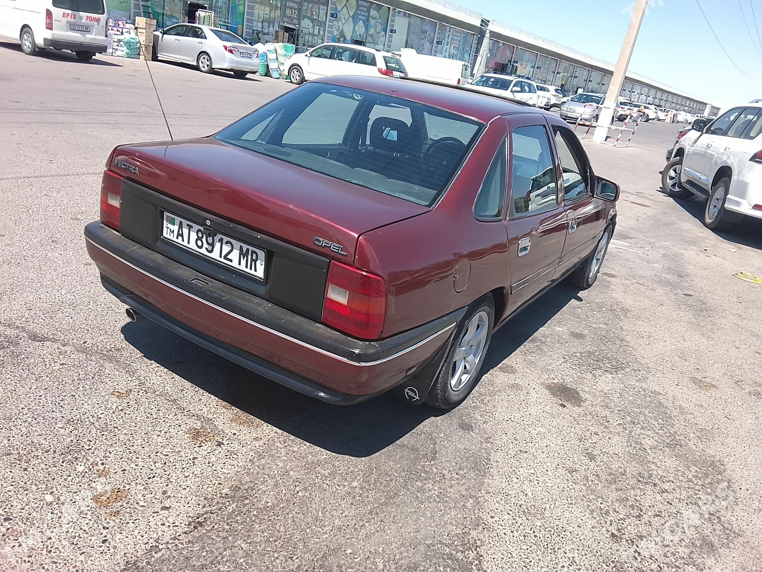 Opel Vectra 1992 - 32 000 TMT - Wekilbazar - img 1