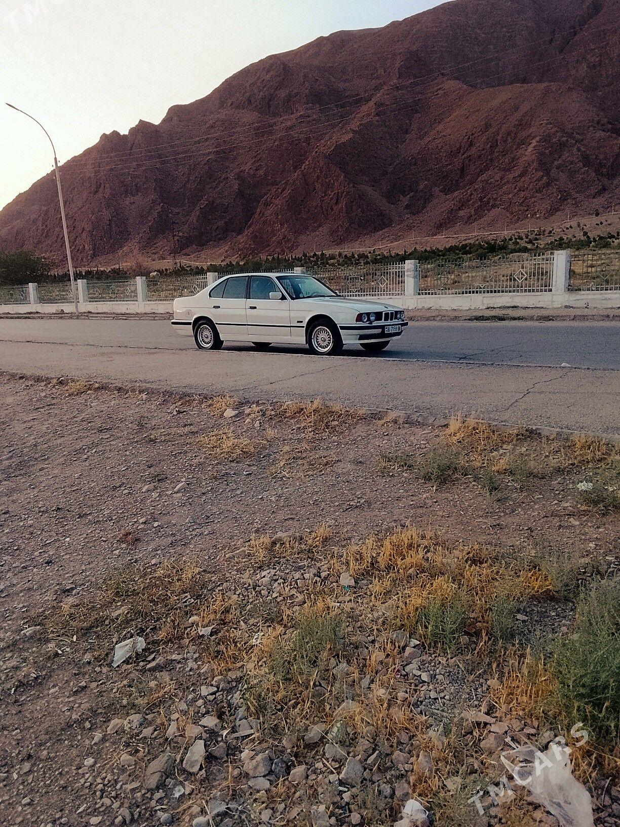 BMW 525 1995 - 70 000 TMT - Балканабат - img 1
