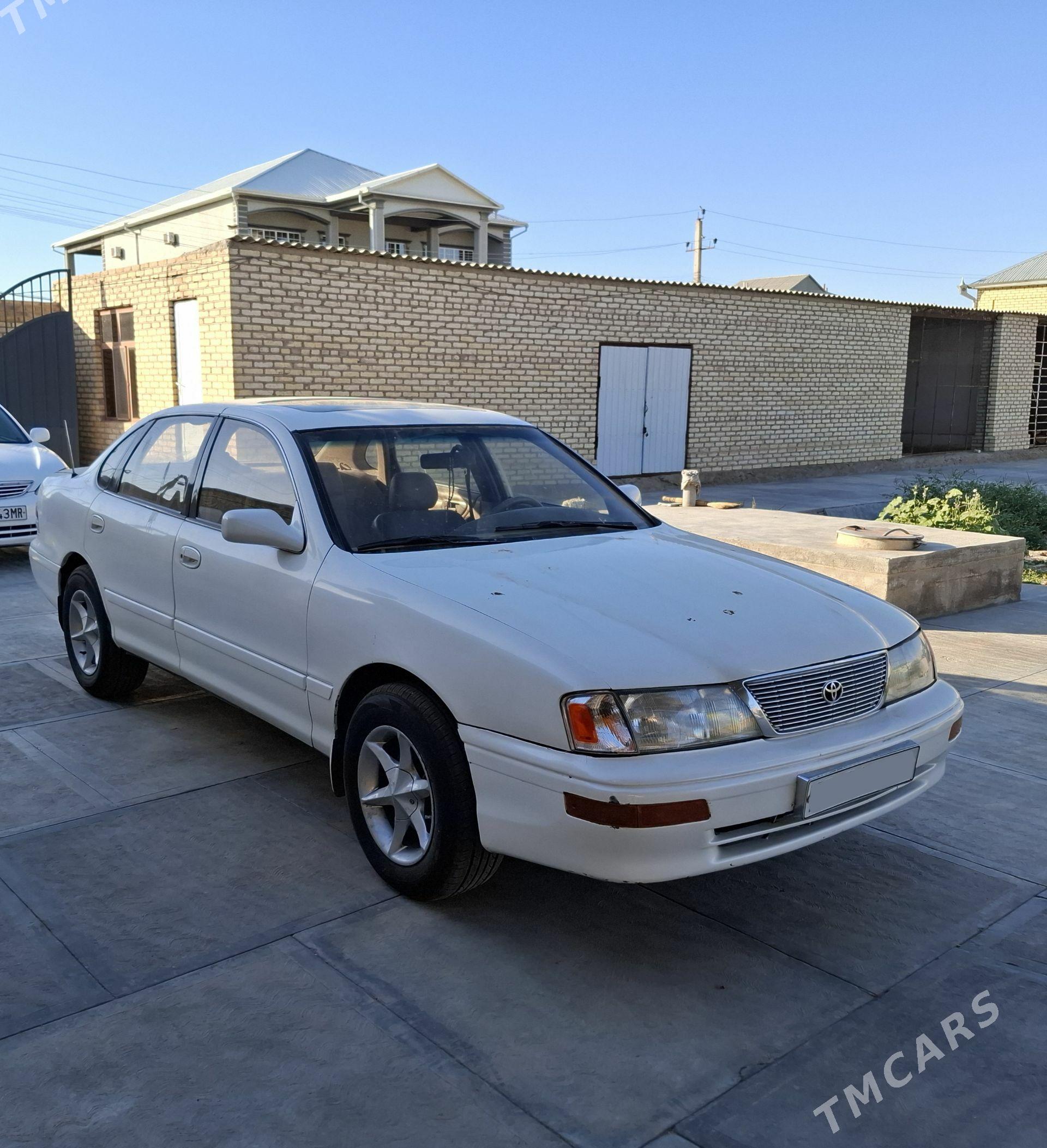 Toyota Avalon 1996 - 125 000 TMT - Mary - img 1