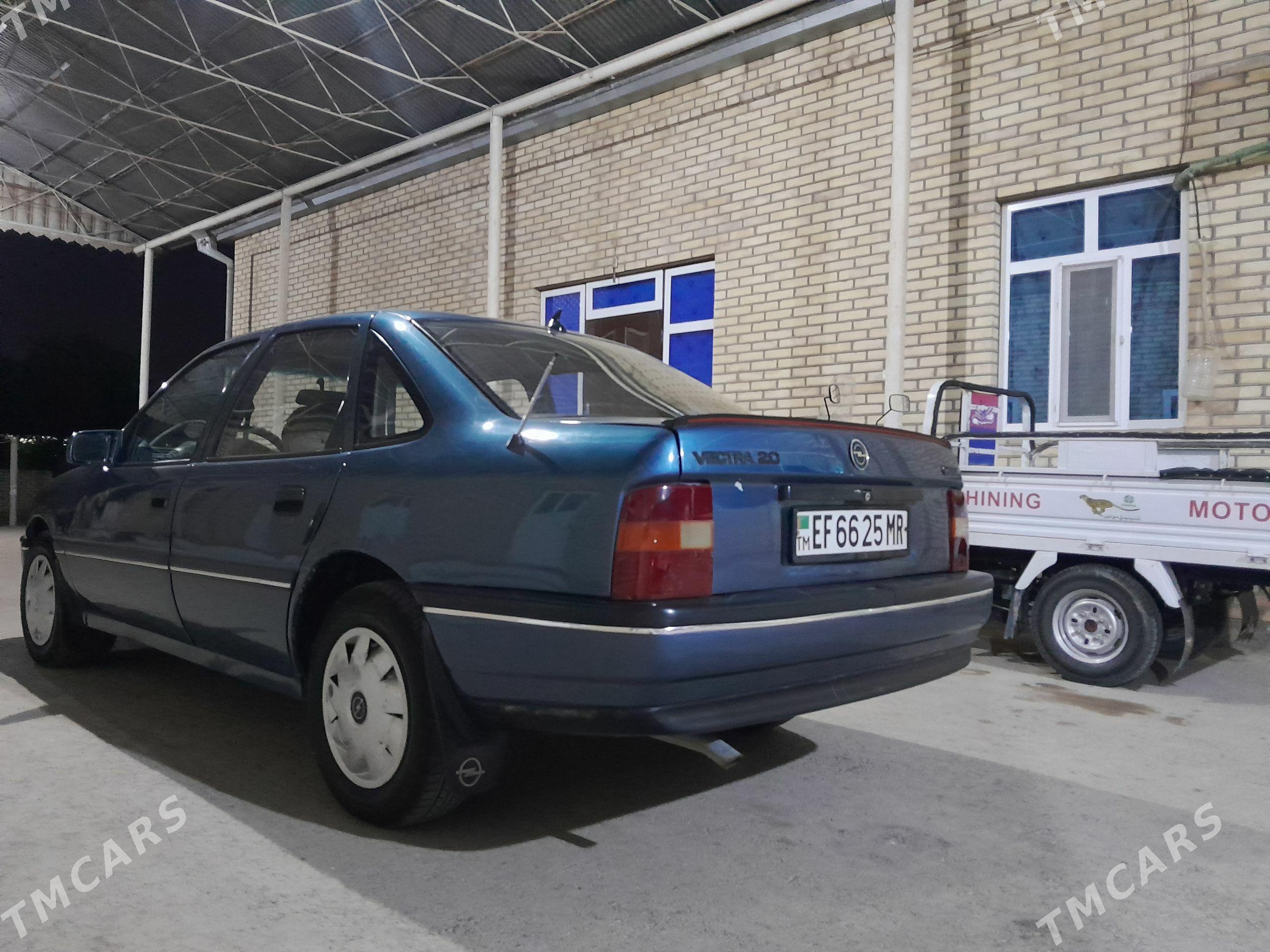 Opel Vectra 1989 - 45 000 TMT - Мары - img 1