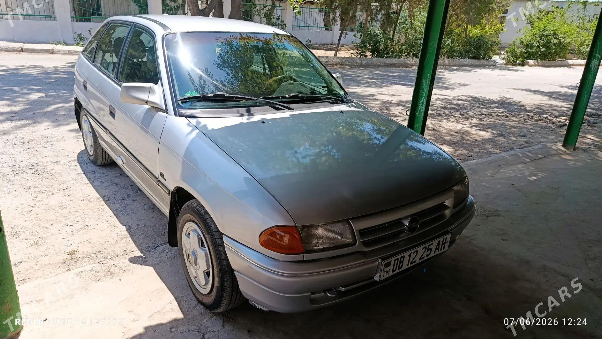 Opel Astra 1994 - 60 000 TMT - 30 mkr - img 1