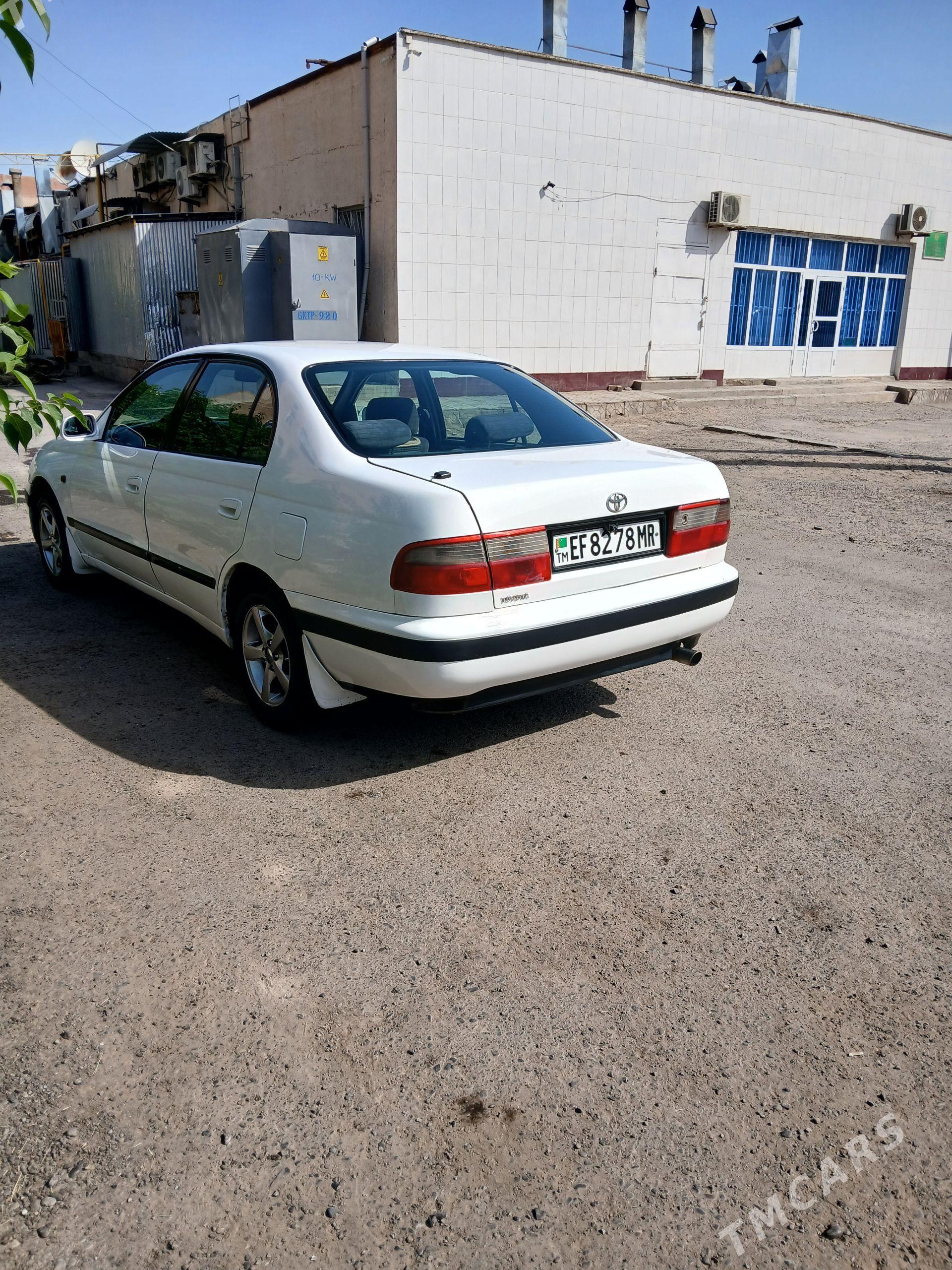 Toyota Carina 1995 - 88 000 TMT - Мары - img 1