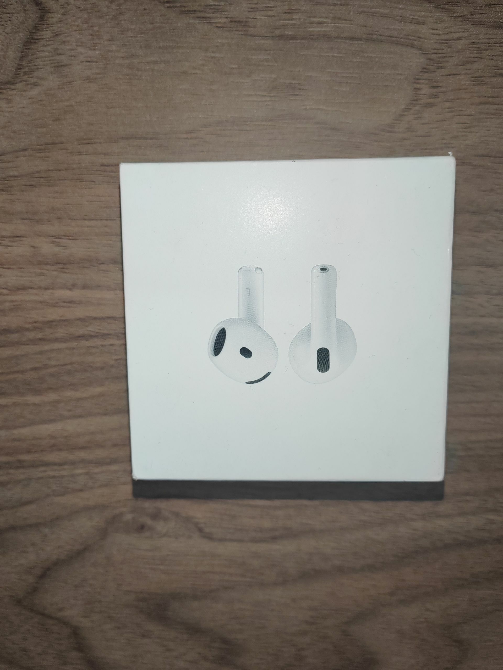 AirPods 4 - Гаудан "В" - img 1