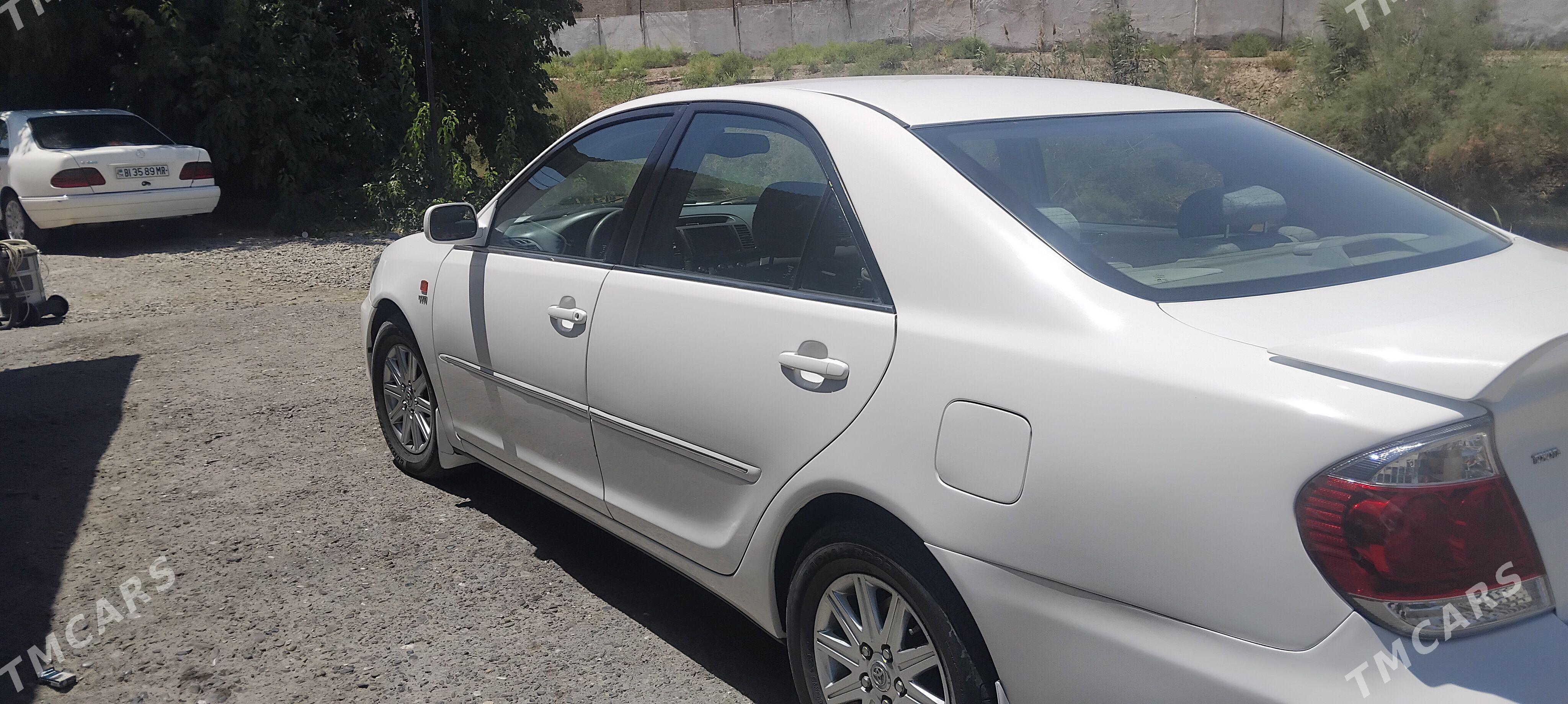Toyota Camry 2004 - 170 000 TMT - Мары - img 1