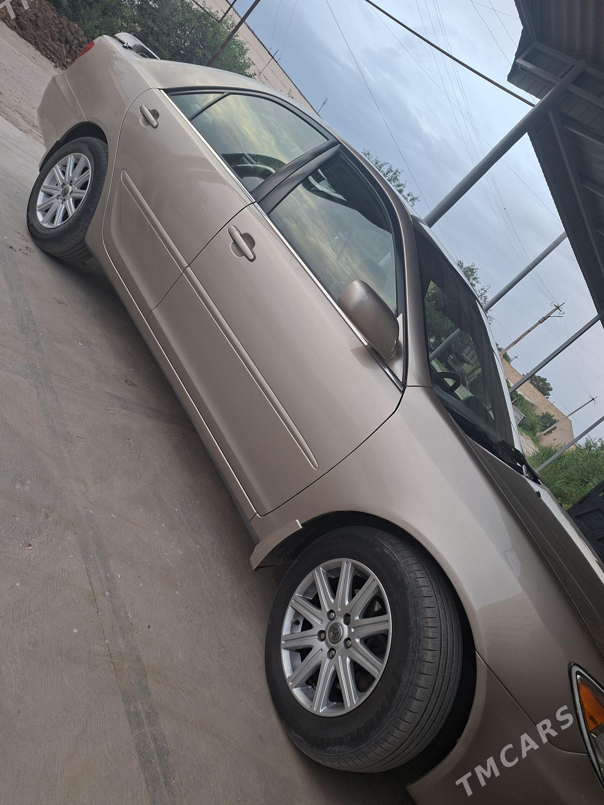 Toyota Camry 2005 - 220 000 TMT - Сакар - img 1