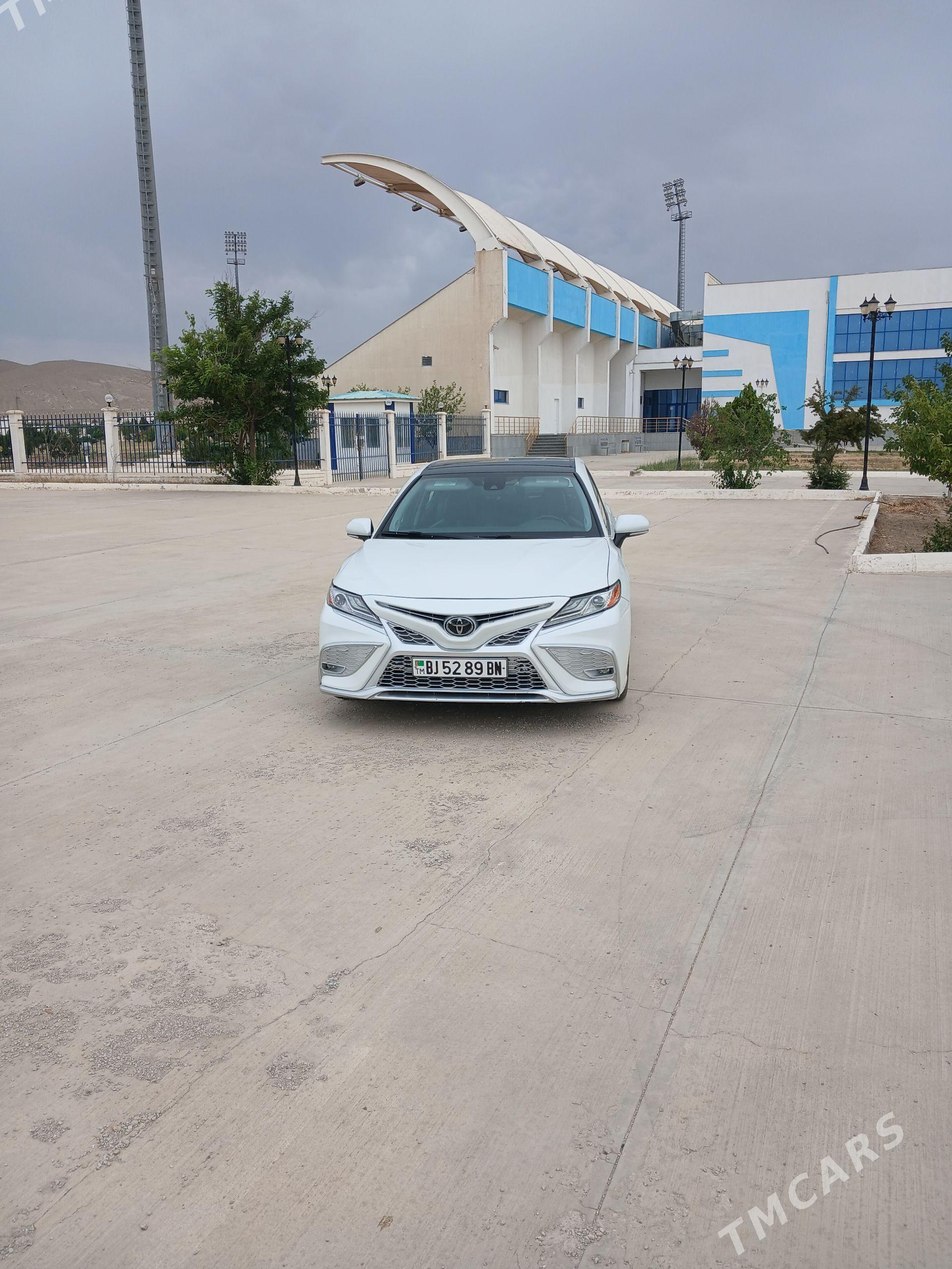 Toyota Camry 2020 - 390 000 TMT - Гызыларбат - img 1
