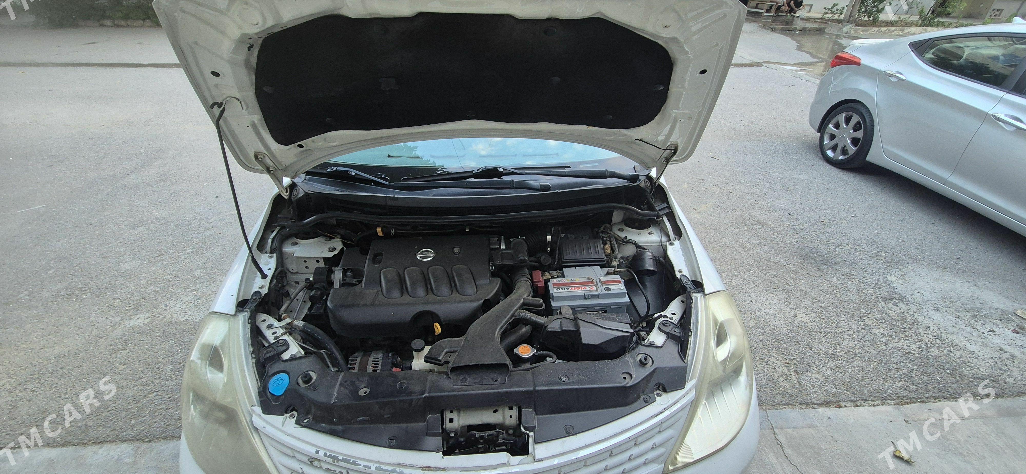 Nissan Versa 2010 - 145 000 TMT - Büzmeýin GRES - img 1