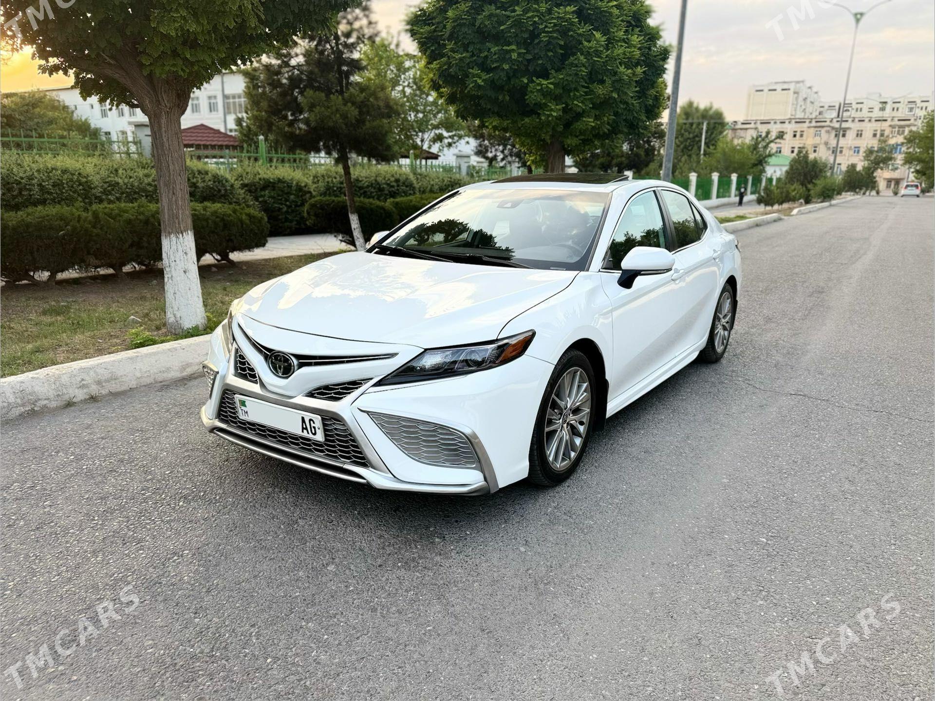 Toyota Camry 2022 - 367 000 TMT - Ашхабад - img 1