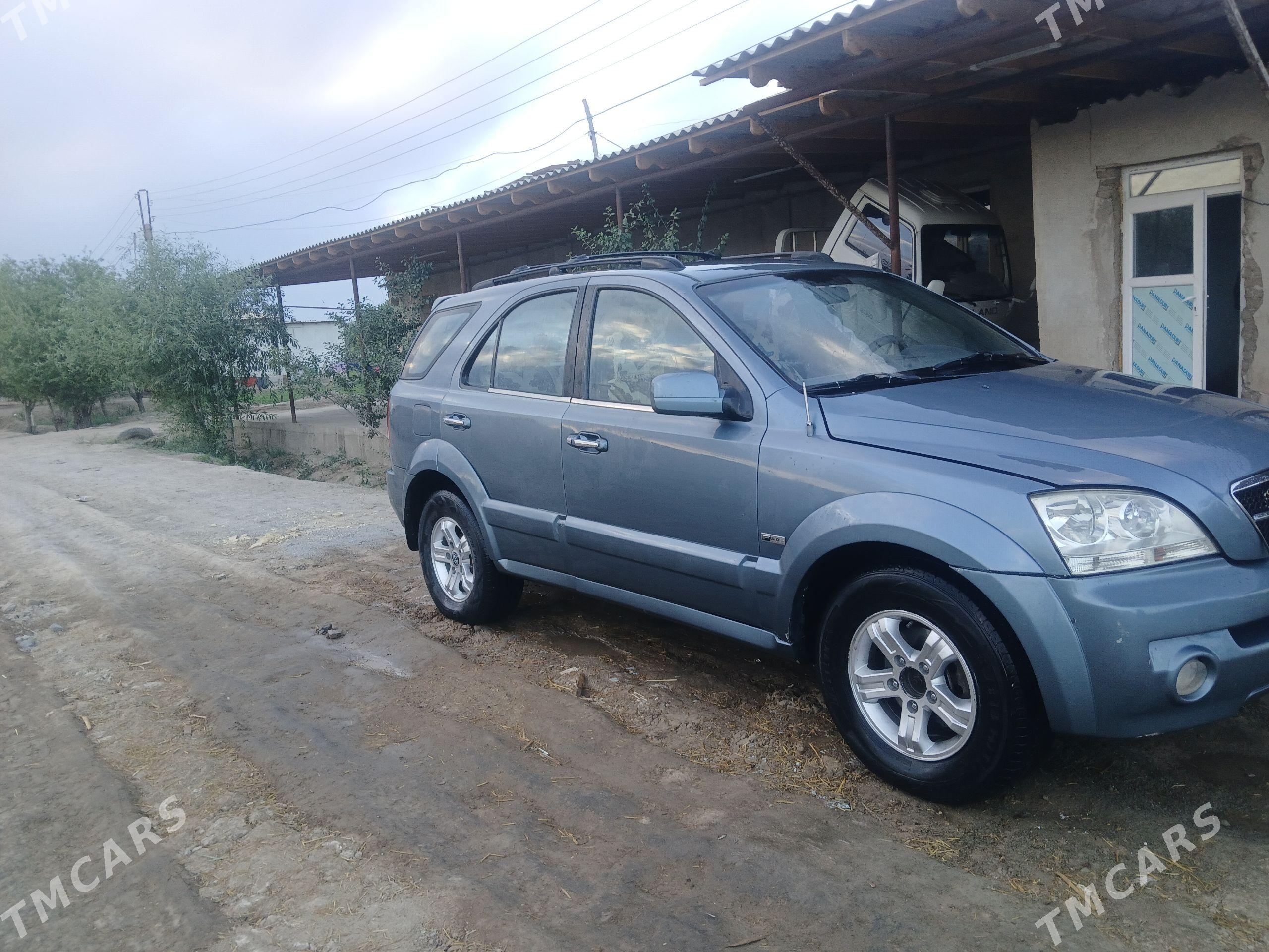 Kia Sorento 2002 - 120 000 TMT - Шабатский этрап - img 1