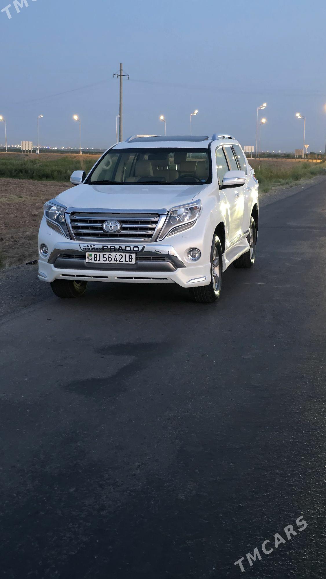 Toyota Land Cruiser Prado 2016 - 760 000 TMT - Фарап - img 1