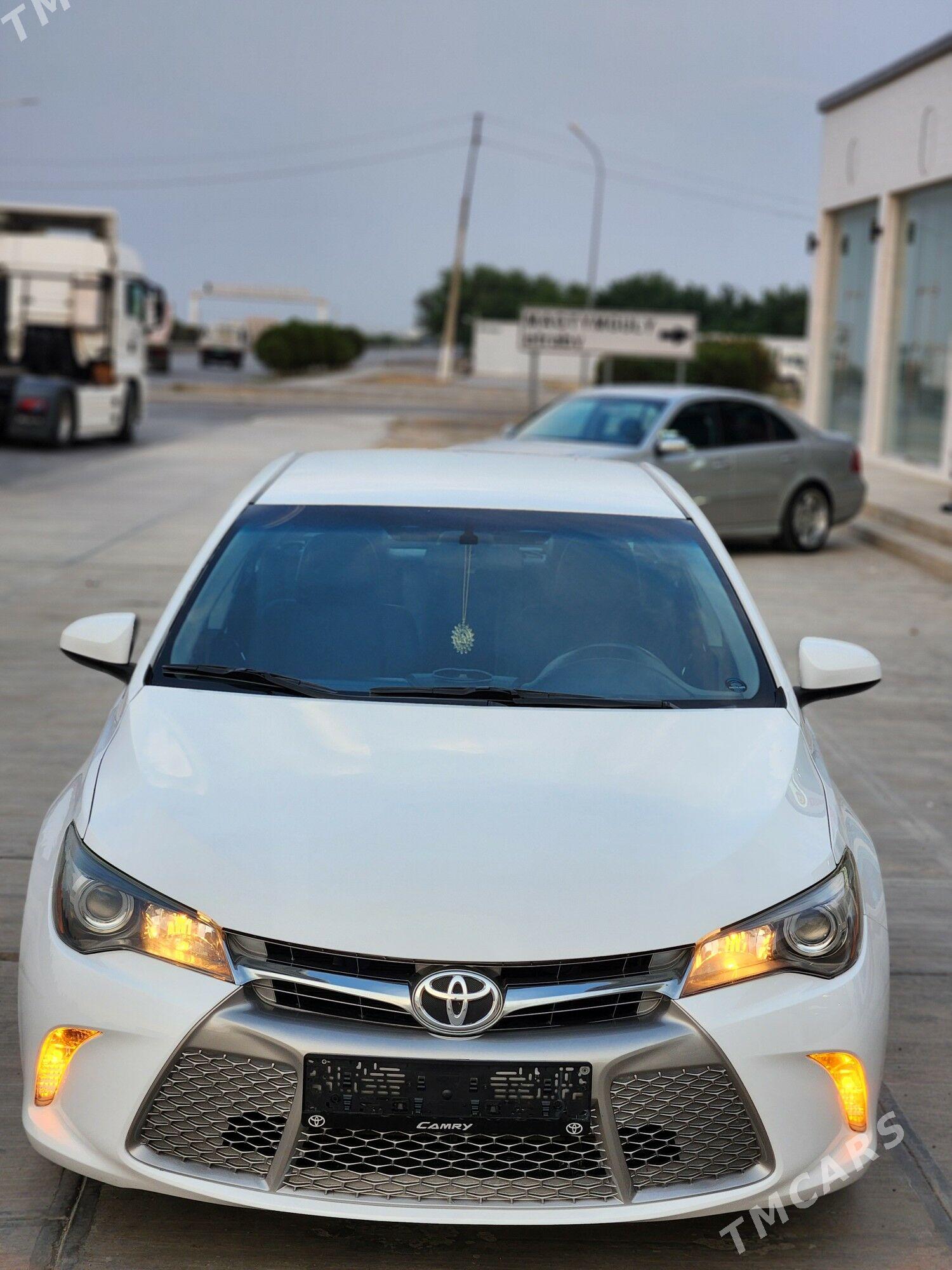 Toyota Camry 2015 - 300 000 TMT - Gyzylarbat - img 1