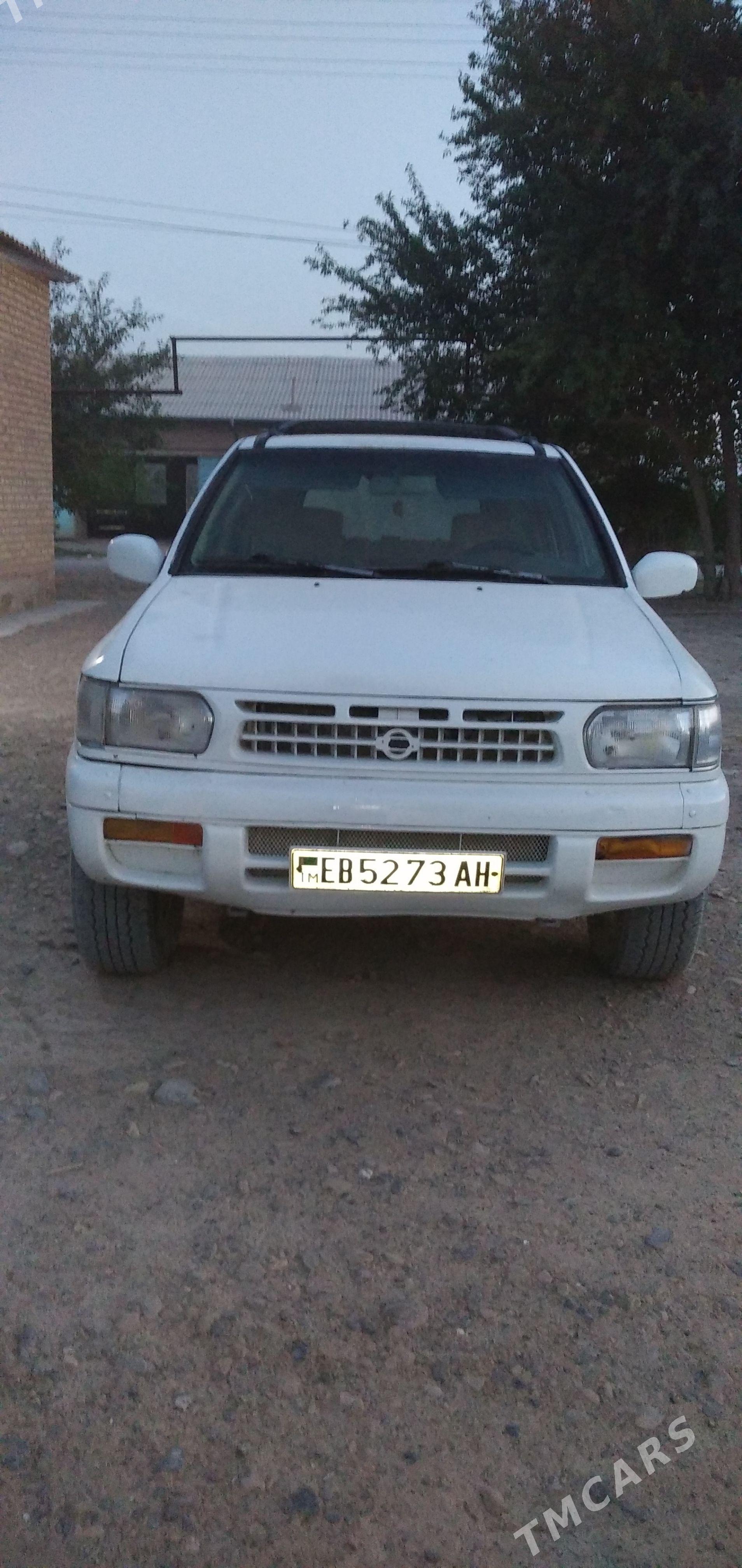 Nissan Pathfinder 1998 - 65 000 TMT - Tejen - img 1
