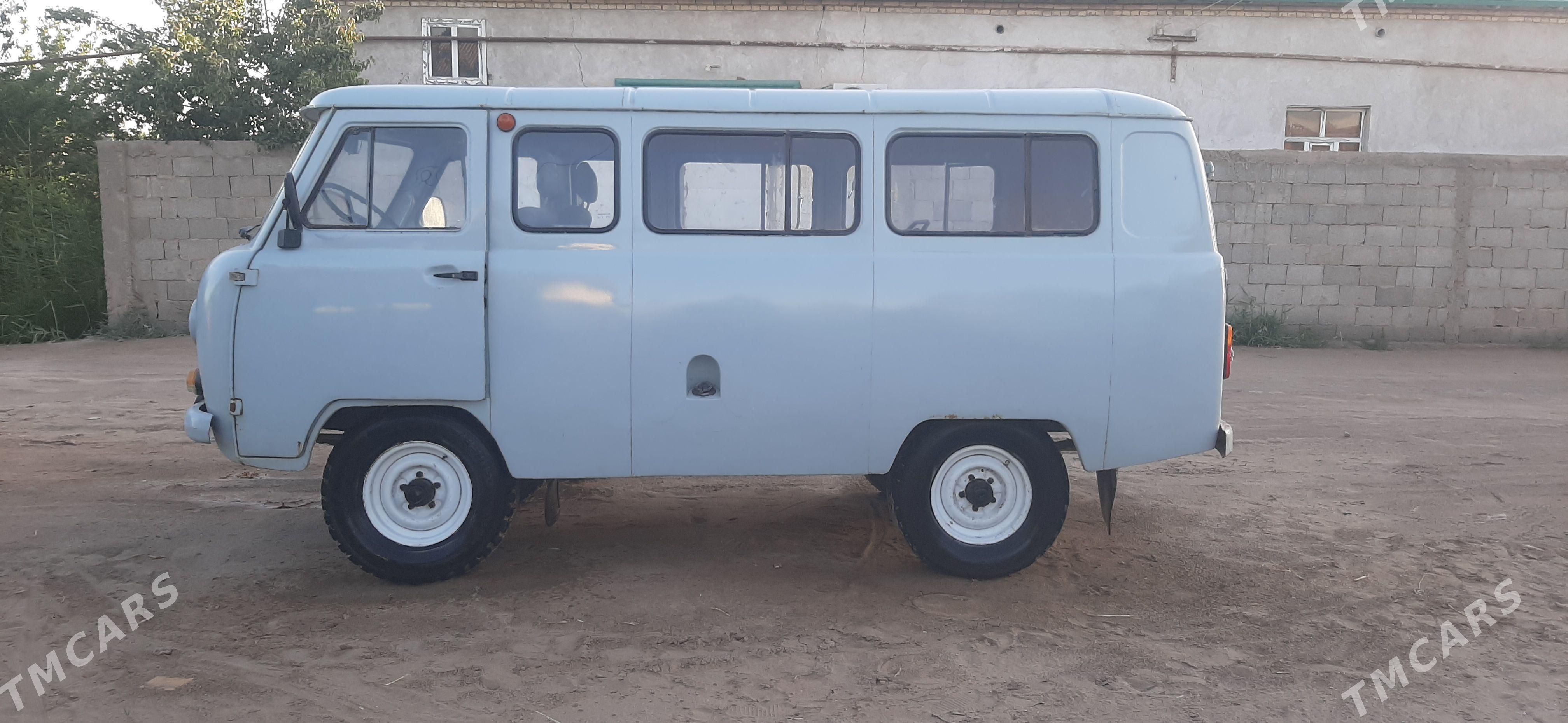 UAZ Profi 1999 - 30 000 TMT - Gurbansoltan Eje - img 1