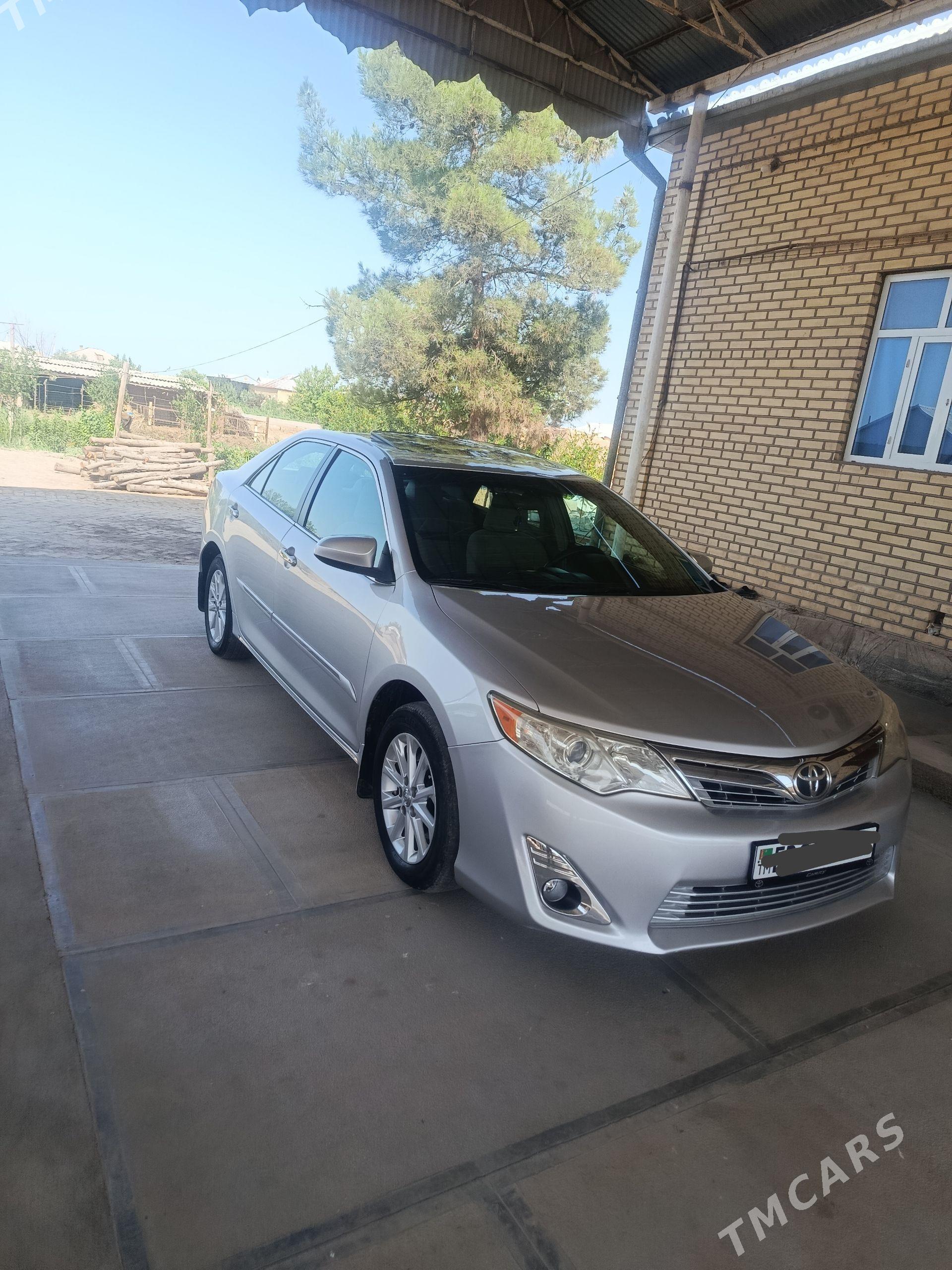 Toyota Camry 2012 - 262 000 TMT - Байрамали - img 1