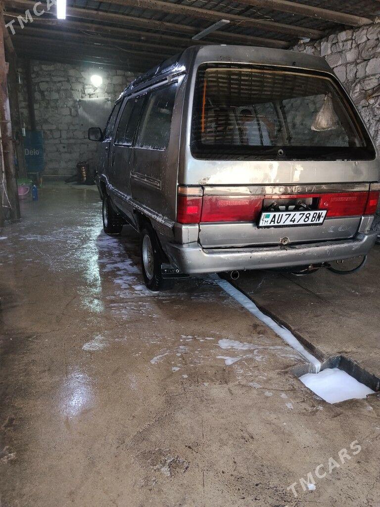 Toyota Town Ace 1992 - 25 000 TMT - Джебел - img 1