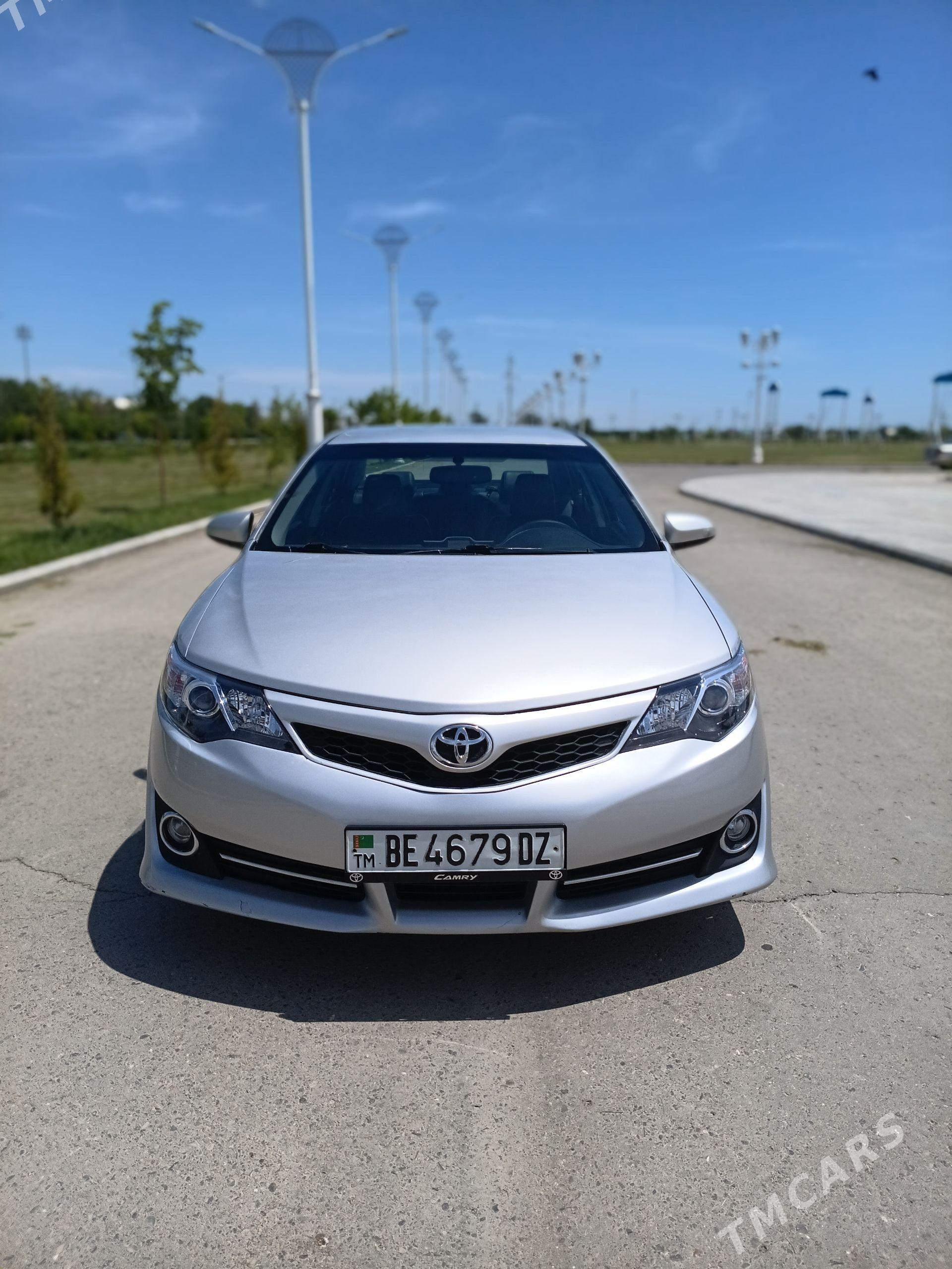 Toyota Camry 2013 - 260 000 TMT - Дашогуз - img 1
