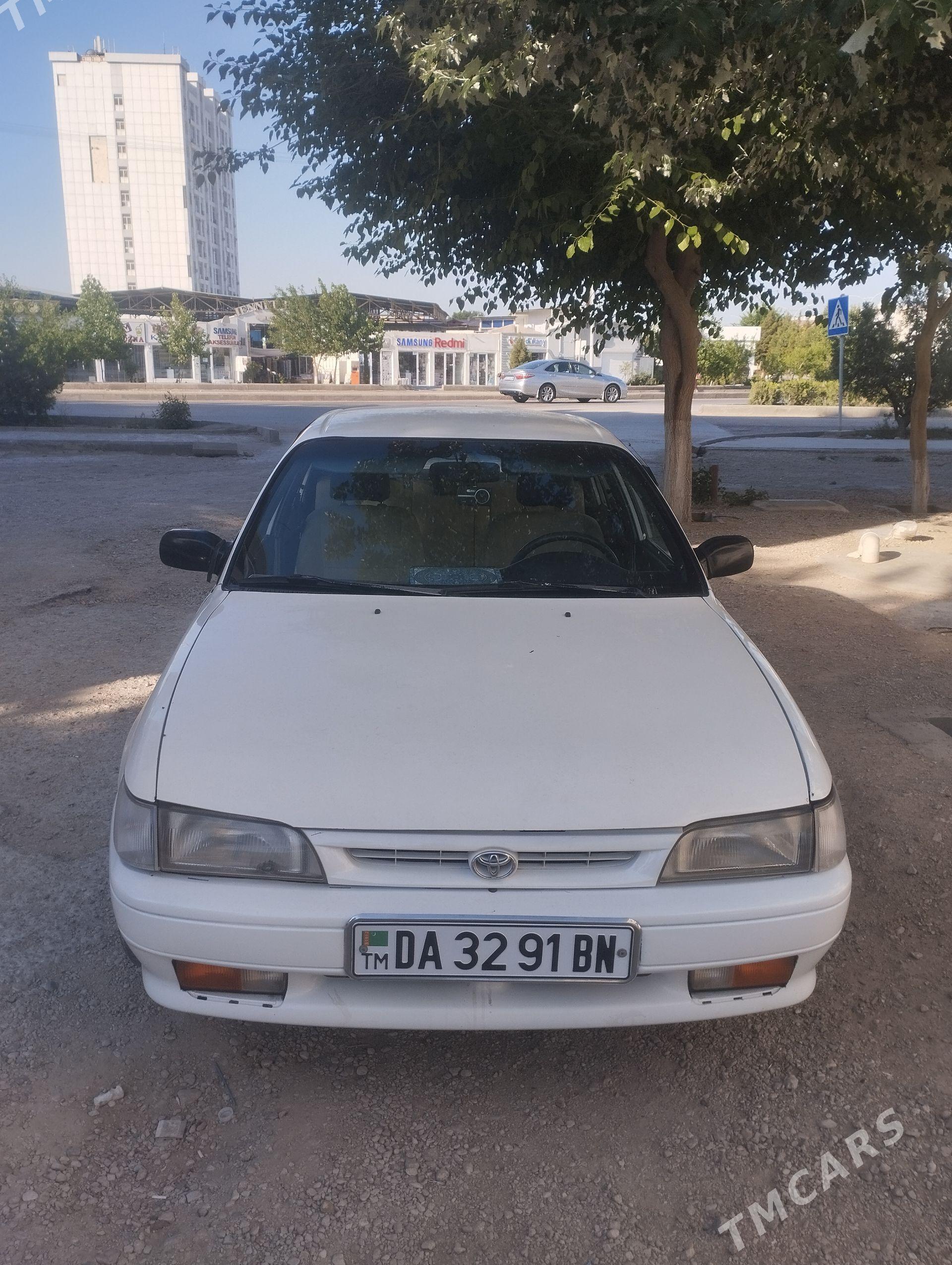 Toyota Corolla 1995 - 70 000 TMT - Балканабат - img 1