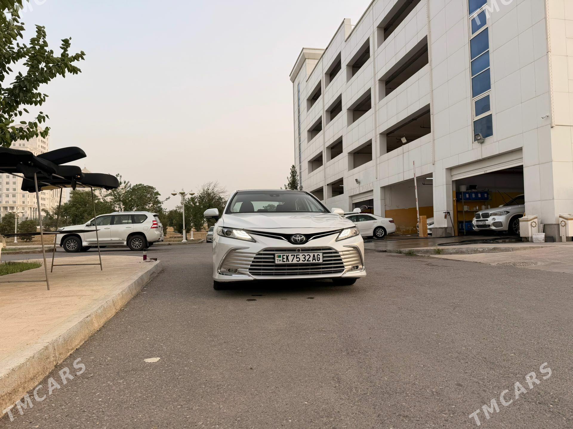 Toyota Camry 2019 - 420 000 TMT - Aşgabat - img 1