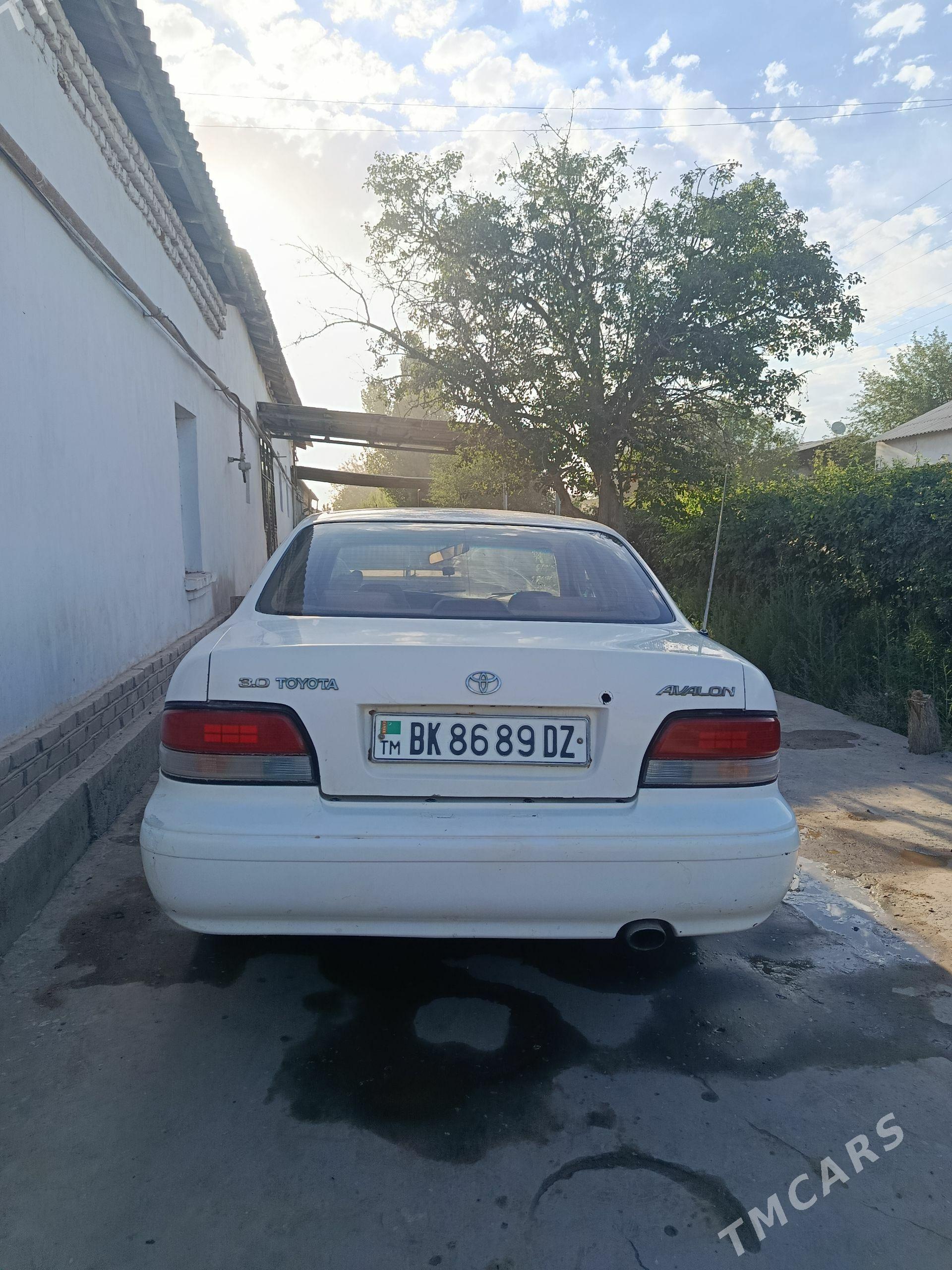Toyota Avalon 1995 - 90 000 TMT - Daşoguz - img 1