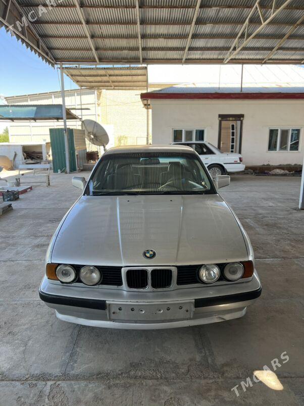 BMW 525 1990 - 56 000 TMT - Мургап - img 1