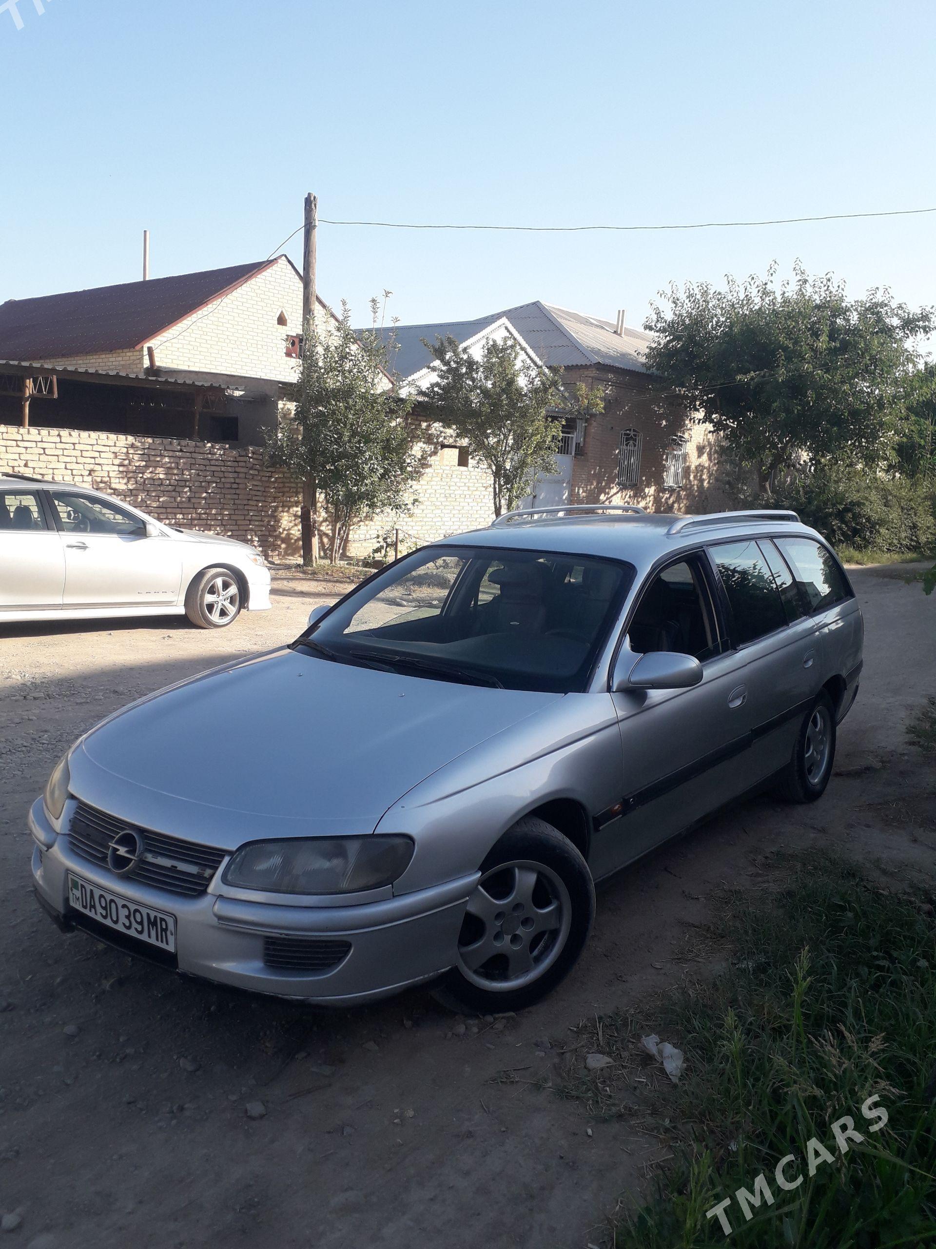 Opel Omega 1997 - 37 000 TMT - Мары - img 1