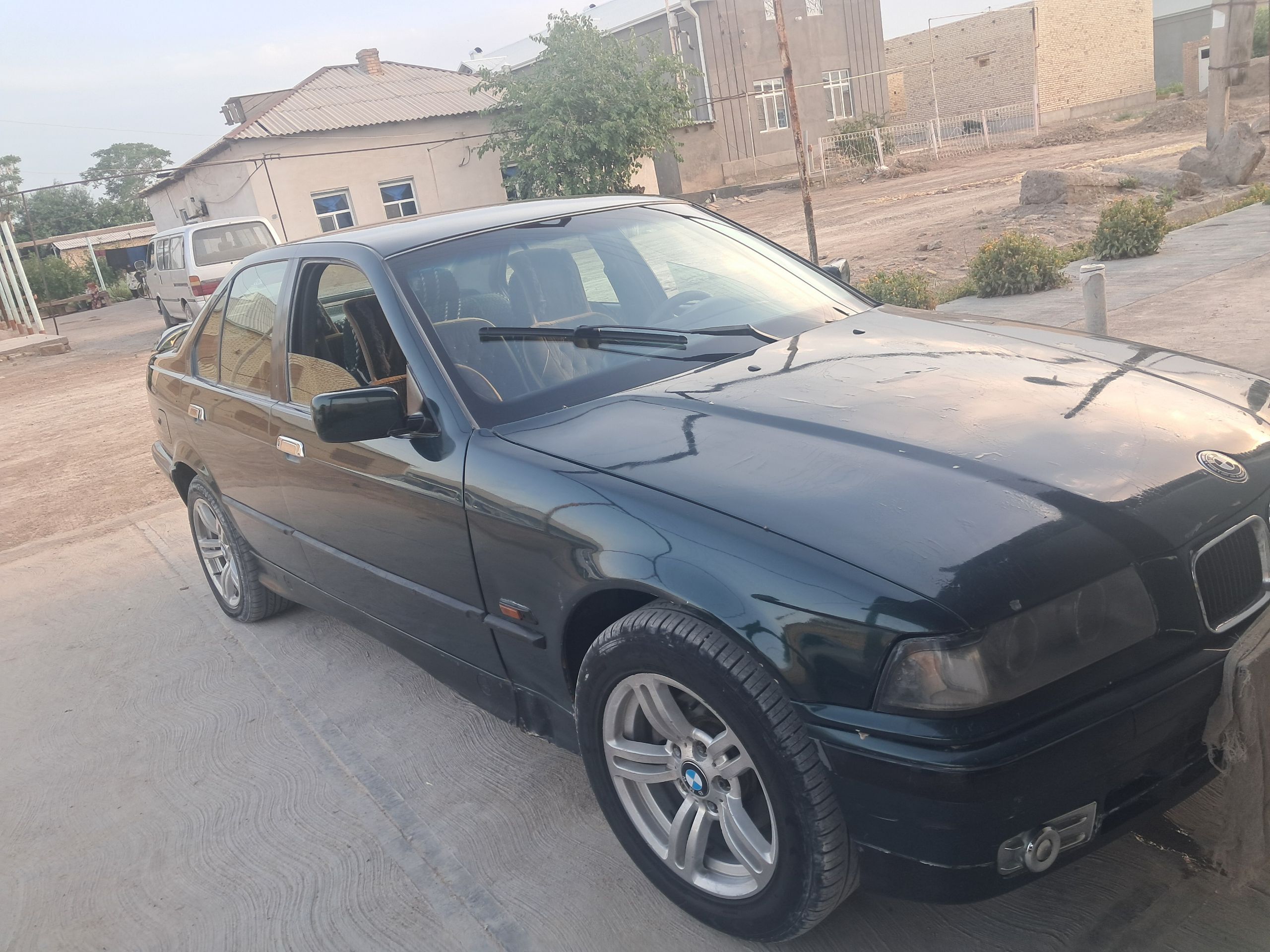 BMW diska pakyryska 3 000 TMT - Мургап - img 1