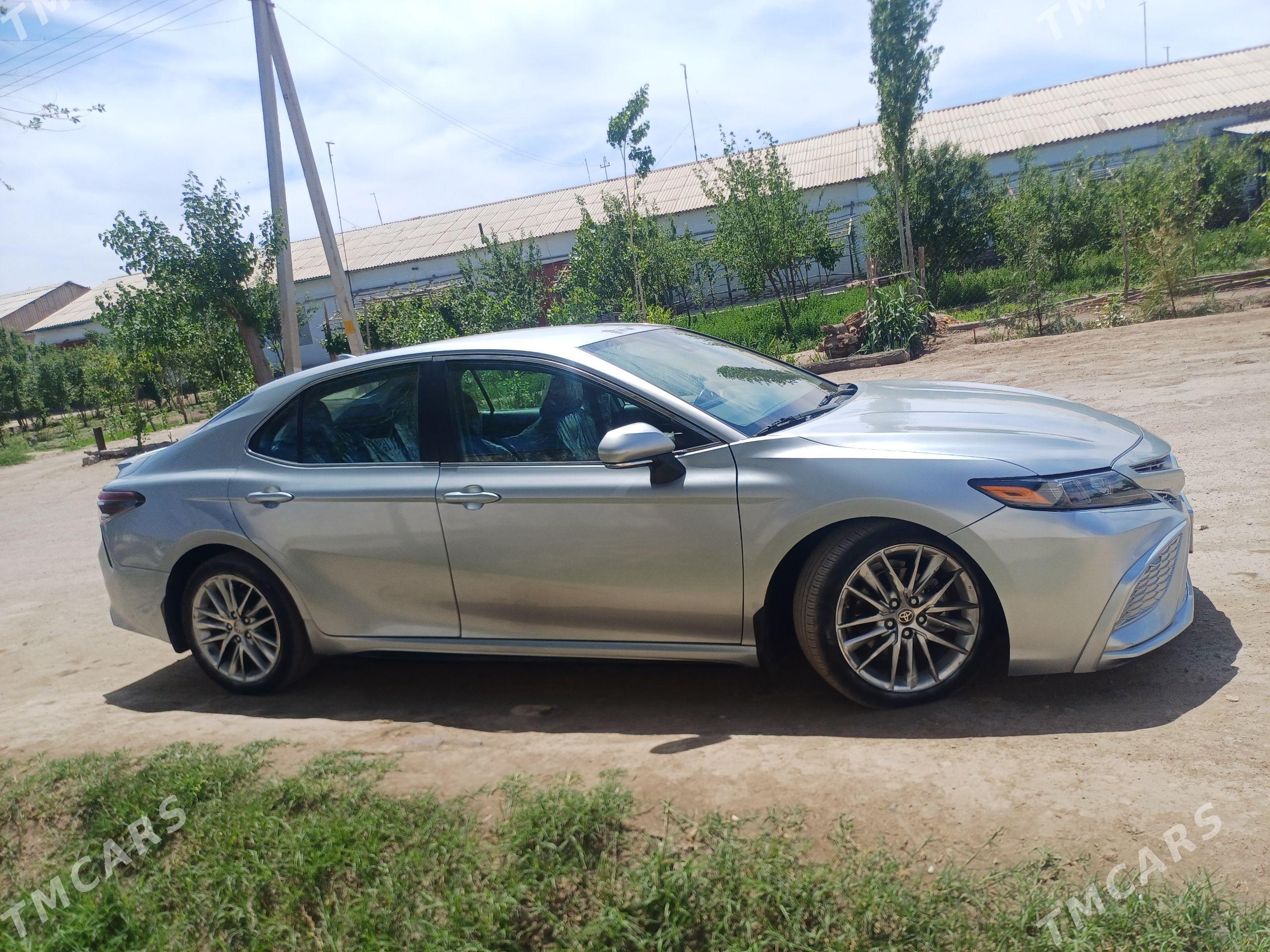 Toyota Camry 2023 - 400 000 TMT - Кёнеургенч - img 1