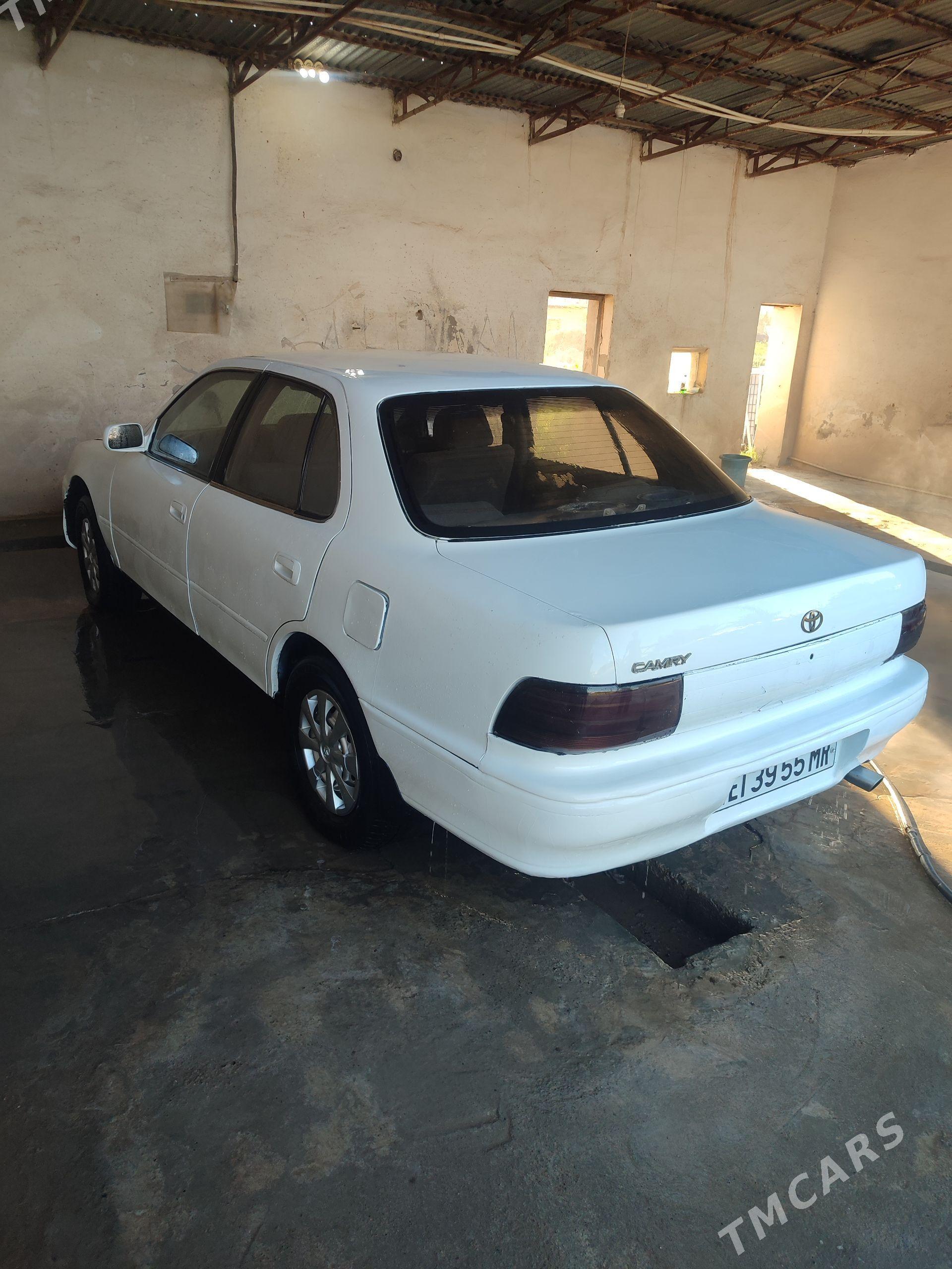 Toyota Vista 1991 - 45 000 TMT - Мары - img 1