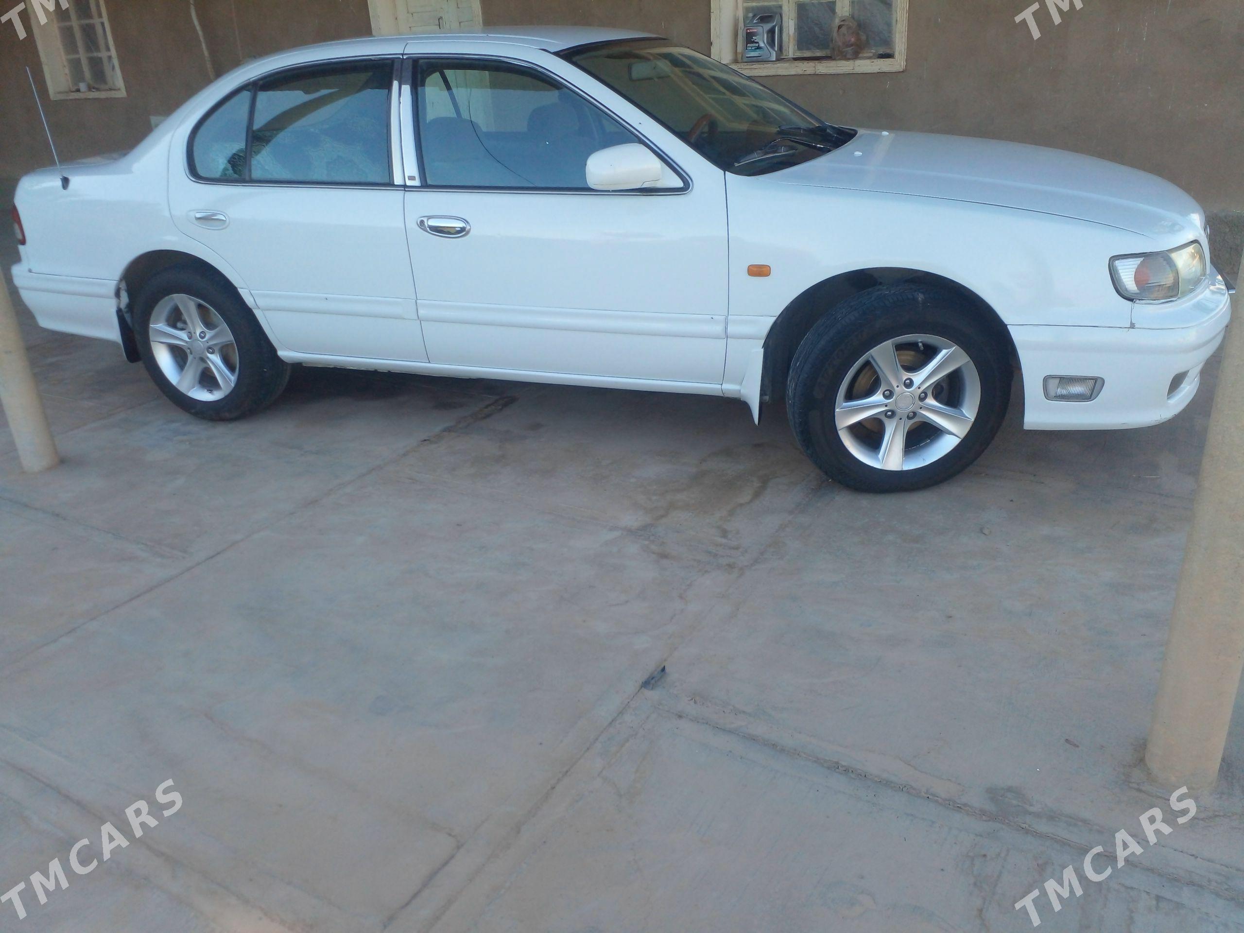 Nissan Cefiro 1995 - 55 000 TMT - Анев - img 1