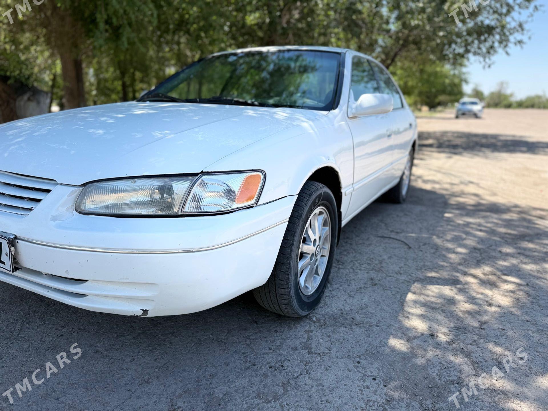 Toyota Camry 1998 - 125 000 TMT - Дашогуз - img 1