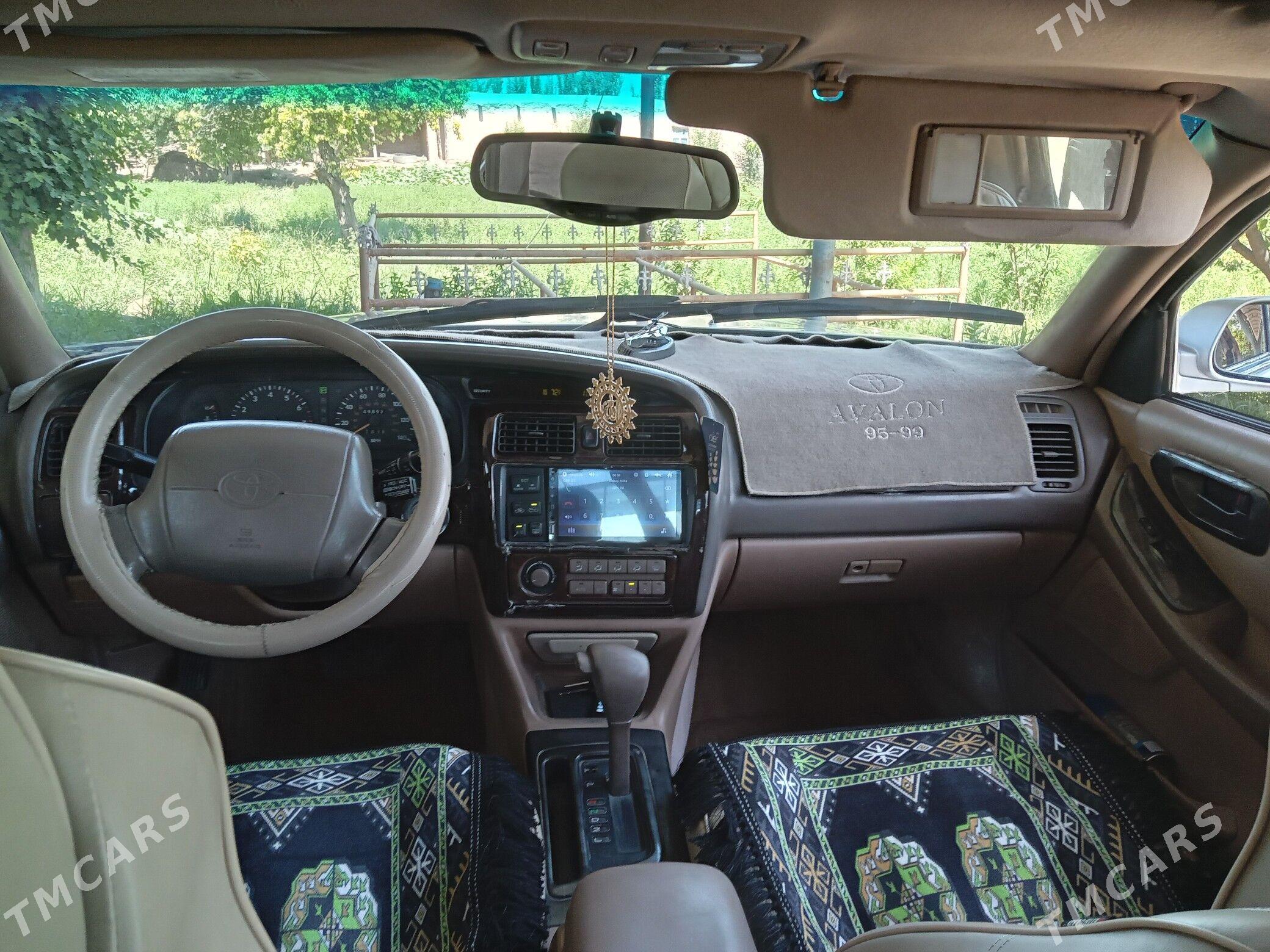 Toyota Avalon 1997 - 125 000 TMT - Seýdi - img 1