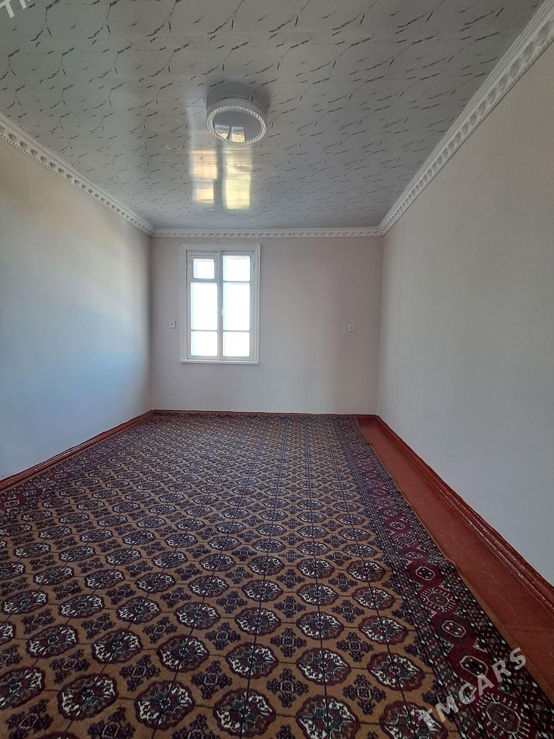 12-nji mekdebiň arkasy - Türkmenabat - img 1