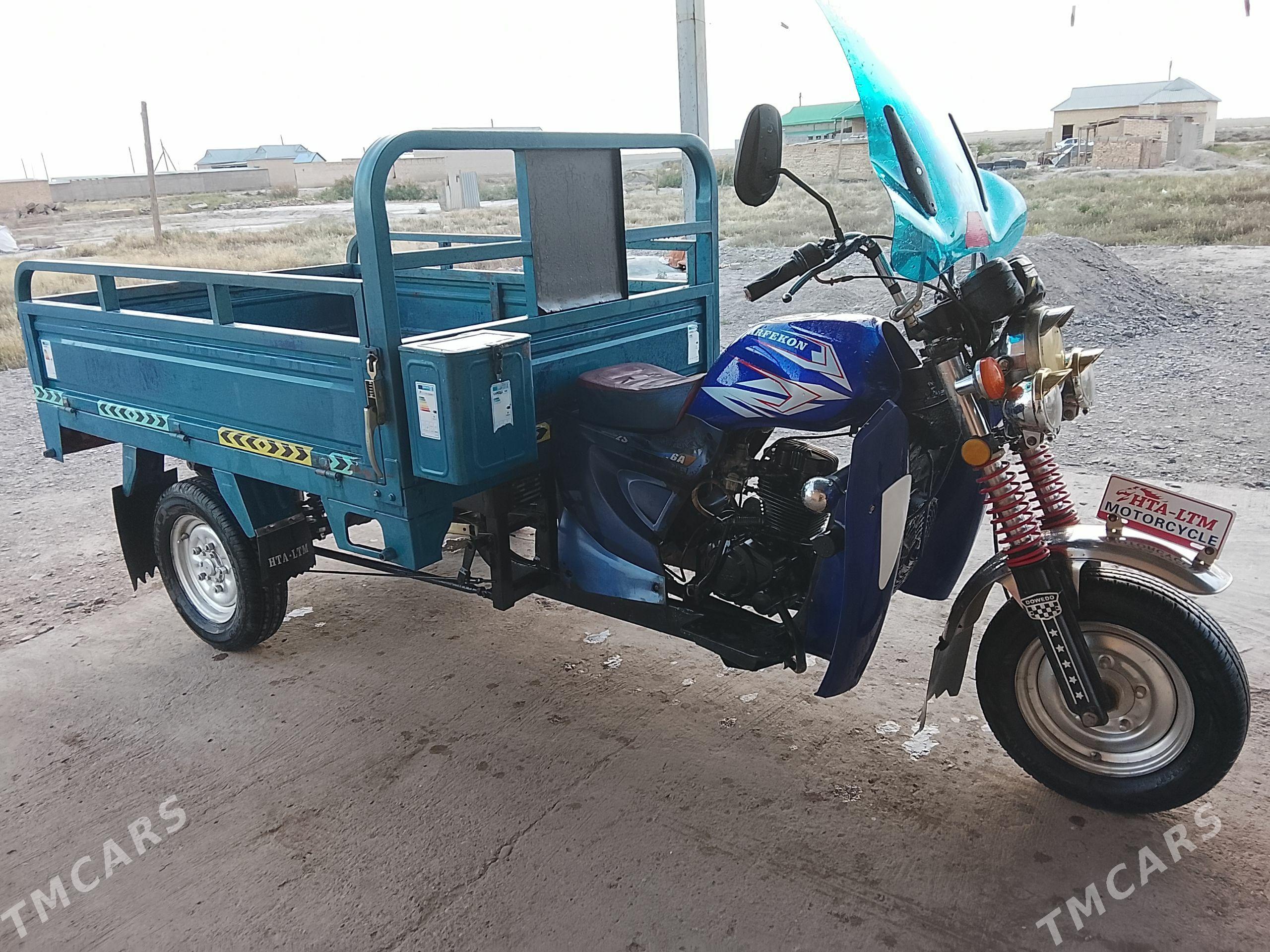 Fekon FK200-14G 2015 - 20 000 TMT - Серахс - img 1