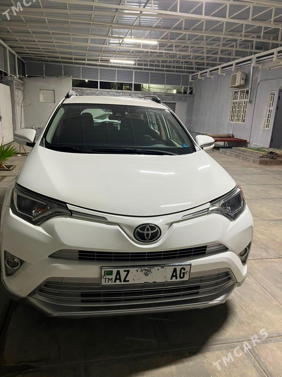 Toyota RAV4 2018 - 305 000 TMT - Aşgabat - img 1