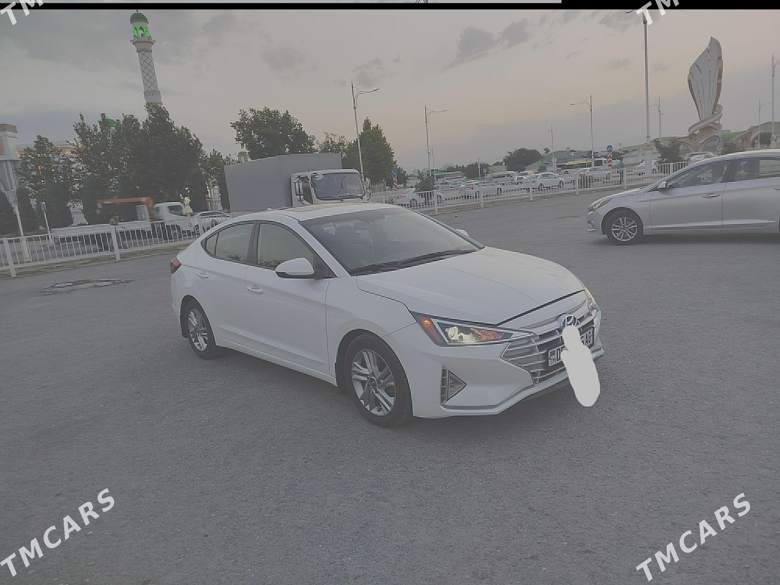Hyundai Elantra 2020 - 250 000 TMT - Hitrowka - img 1