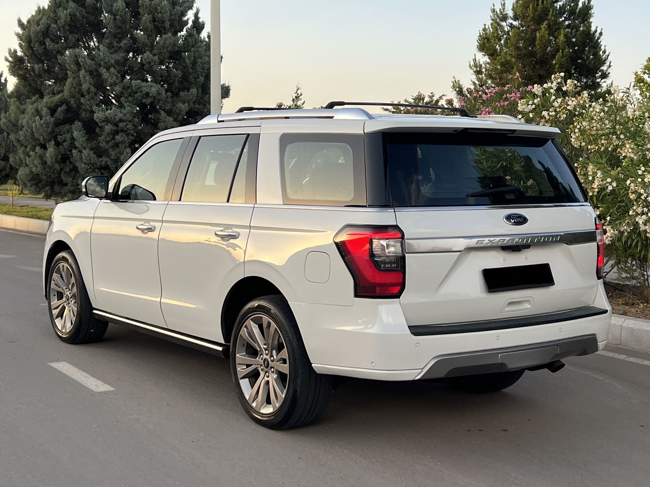 Ford Expedition 2022 - 525 000 TMT - Aşgabat - img 1