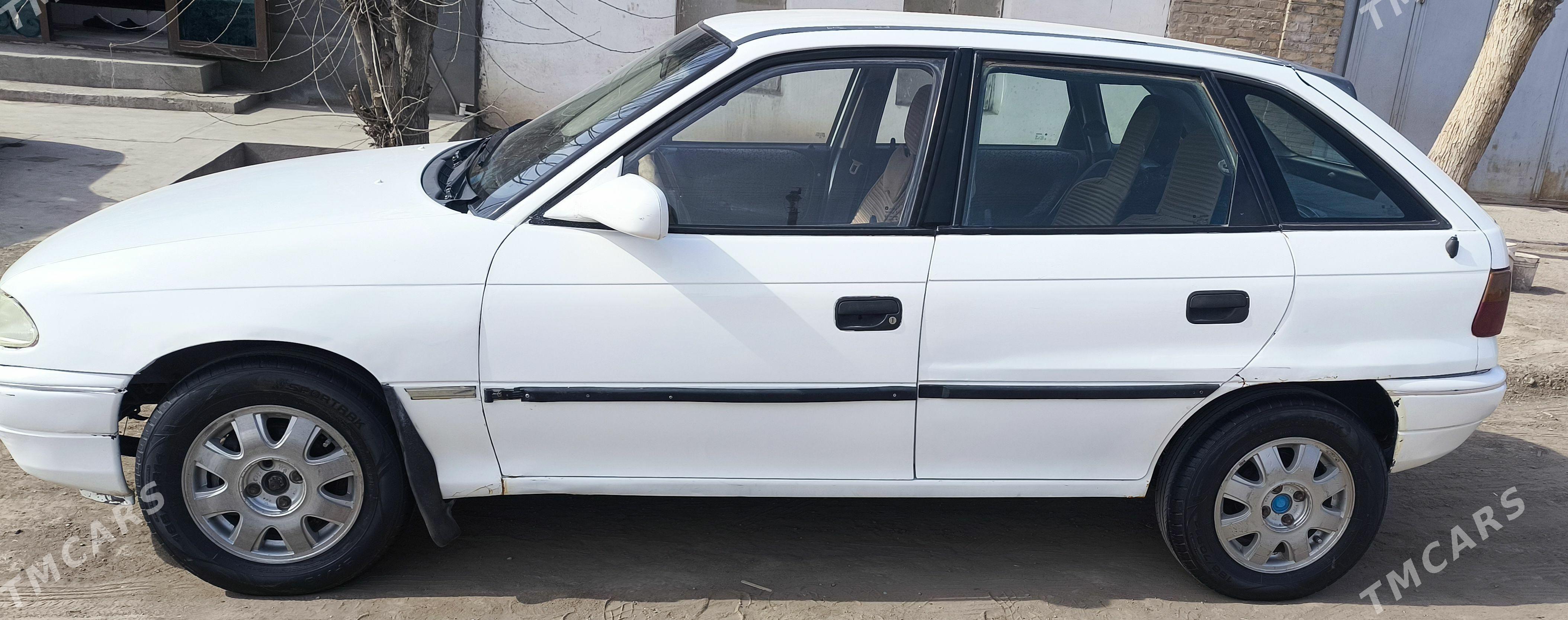 Opel Astra 1996 - 40 000 TMT - Gubadag - img 1