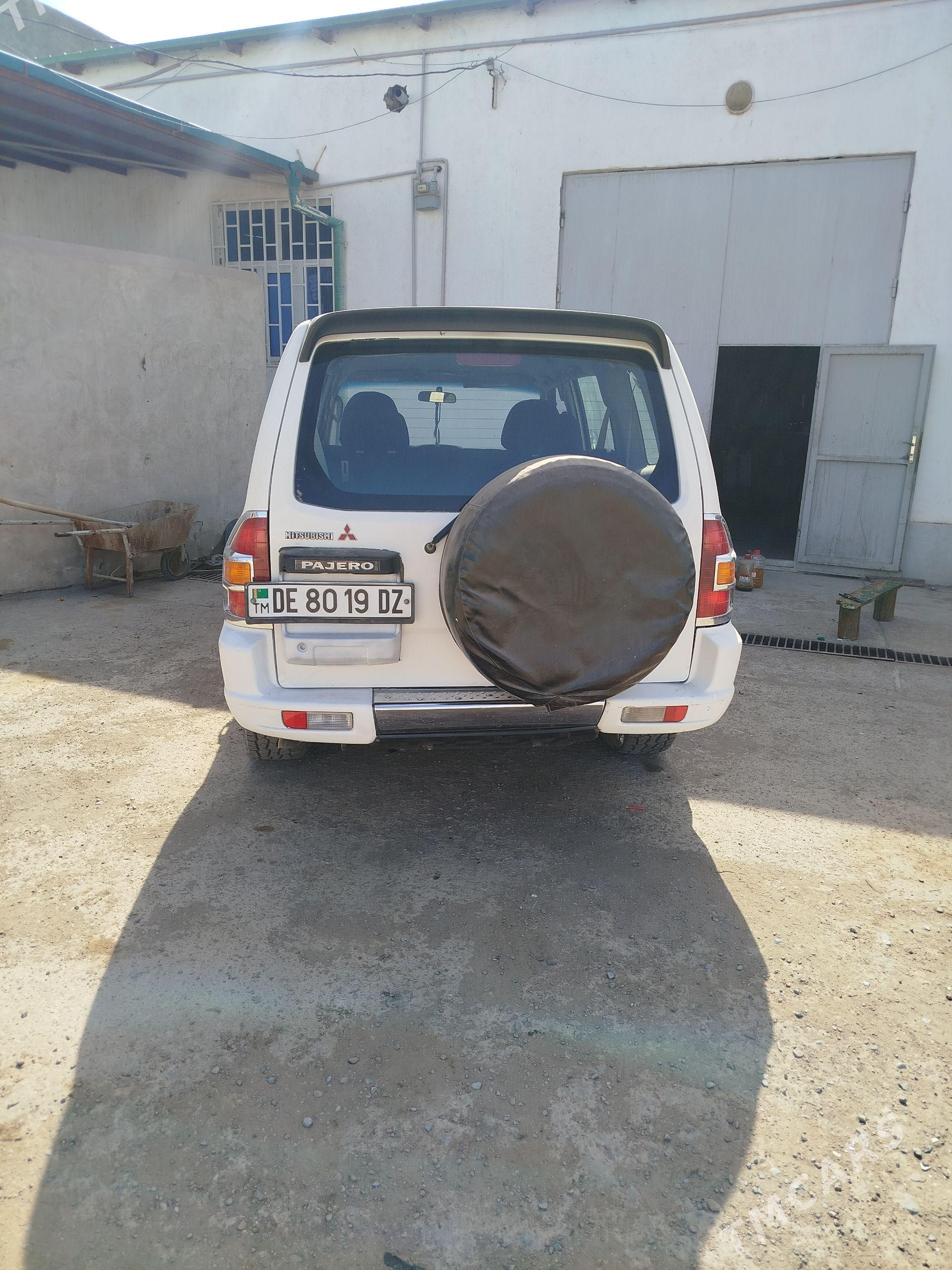 Mitsubishi Pajero 2001 - 140 000 TMT - Дашогуз - img 1