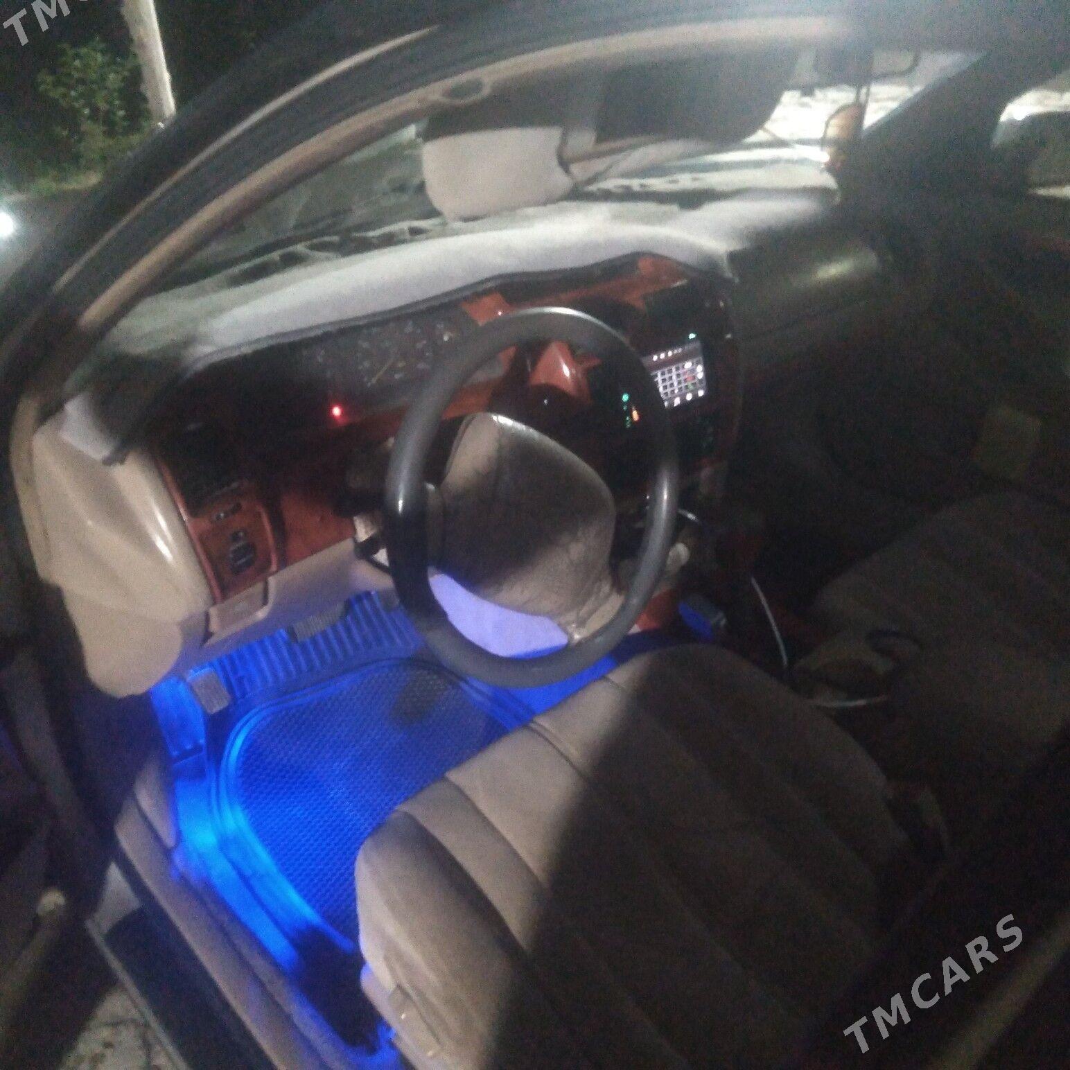 Toyota Avalon 1996 - 120 000 TMT - Hojambaz - img 1