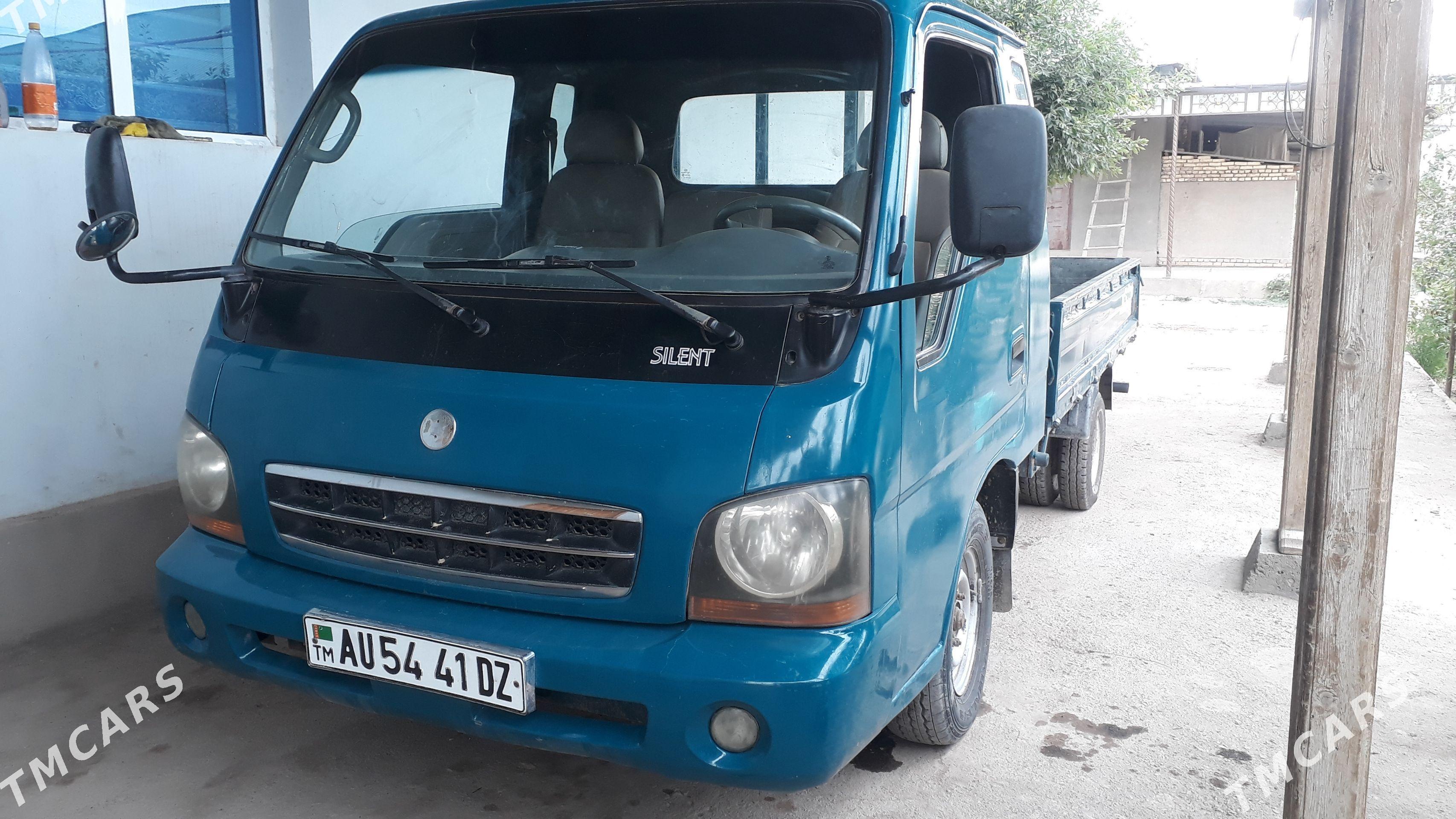 Kia Bongo 2002 - 100 000 TMT - Шабатский этрап - img 1