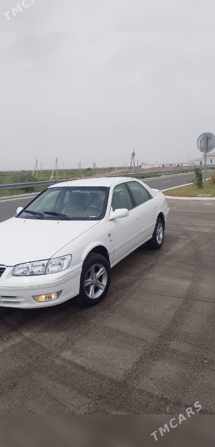 Toyota Camry 1997 - 139 000 TMT - Ёлётен - img 1