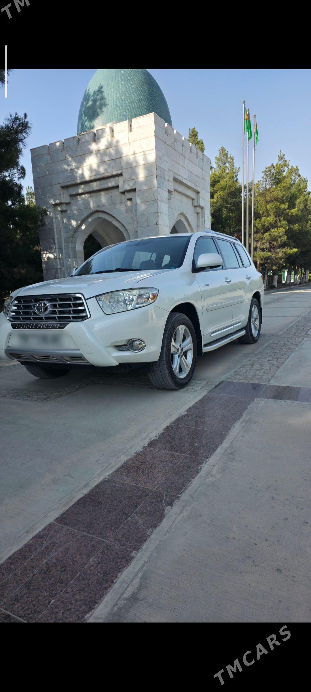 Toyota Highlander 2010 - 380 000 TMT - Гёкдепе - img 1