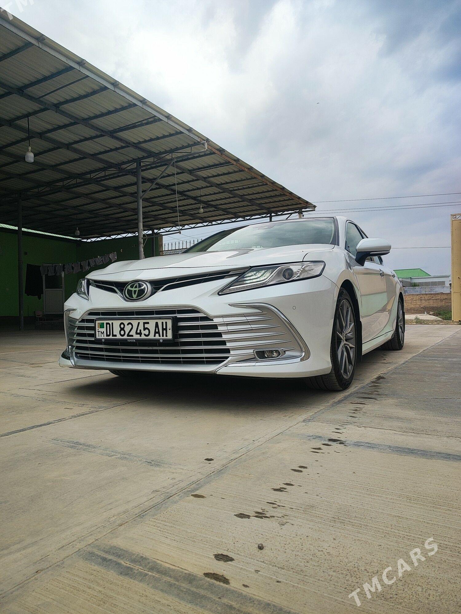 Toyota Camry 2021 - 600 000 TMT - Анев - img 1